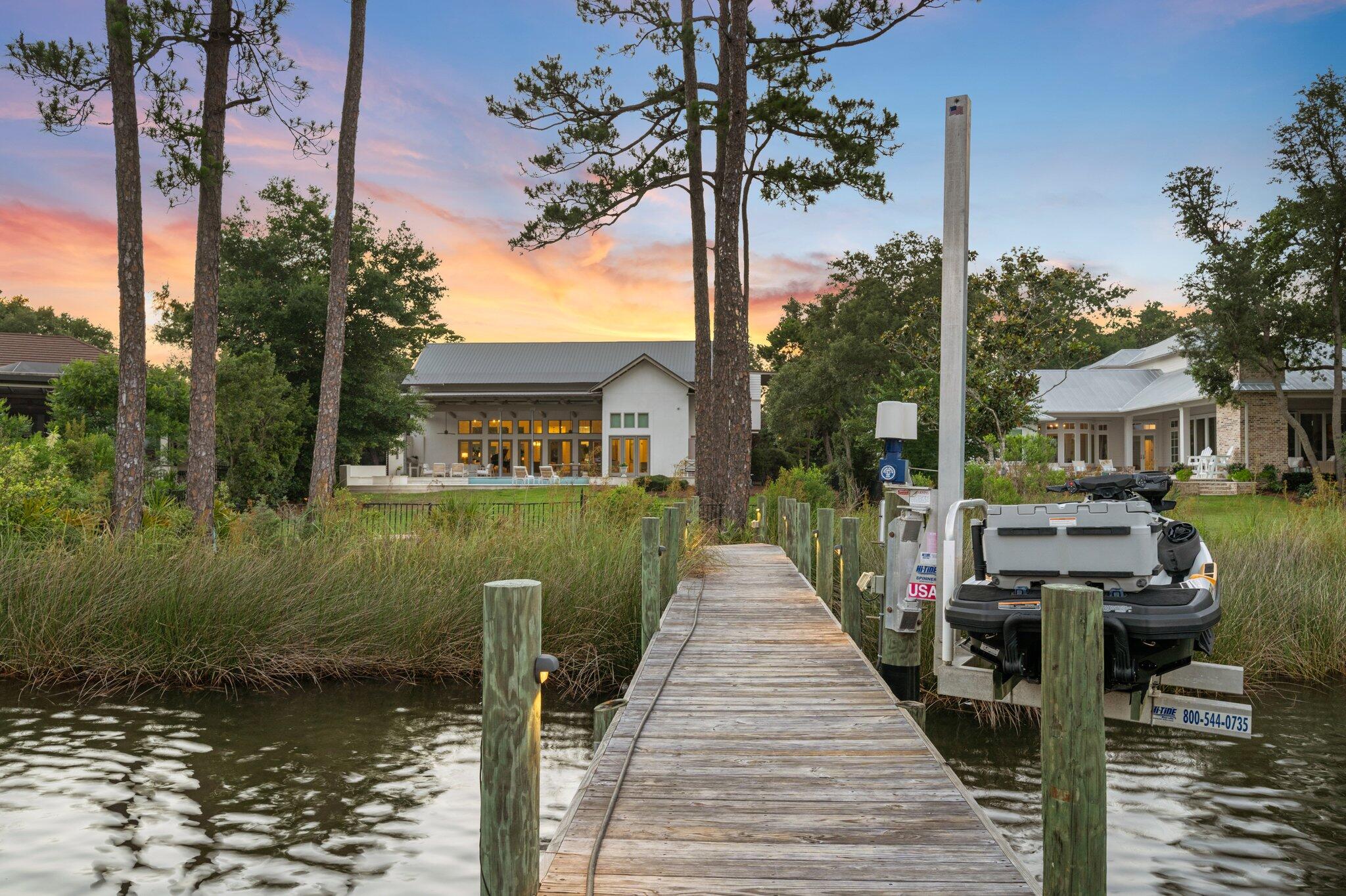 BOTANY BAYOU - Residential