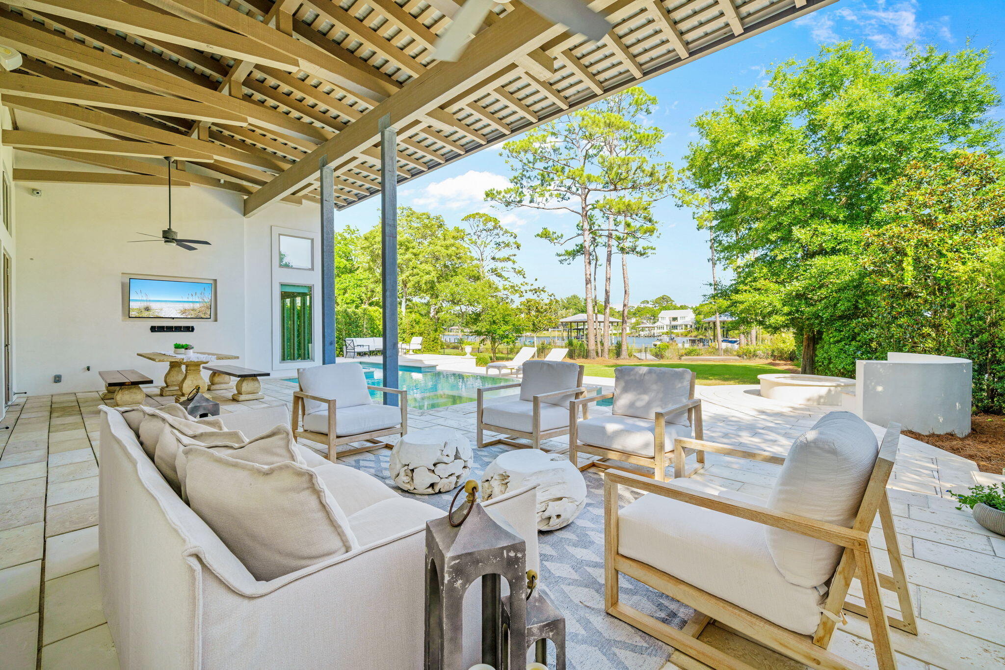 BOTANY BAYOU - Residential