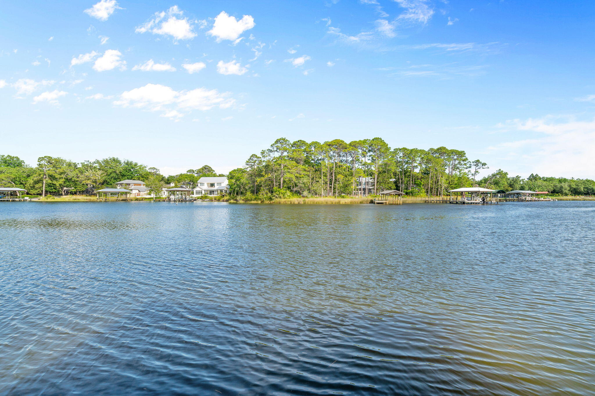 BOTANY BAYOU - Residential