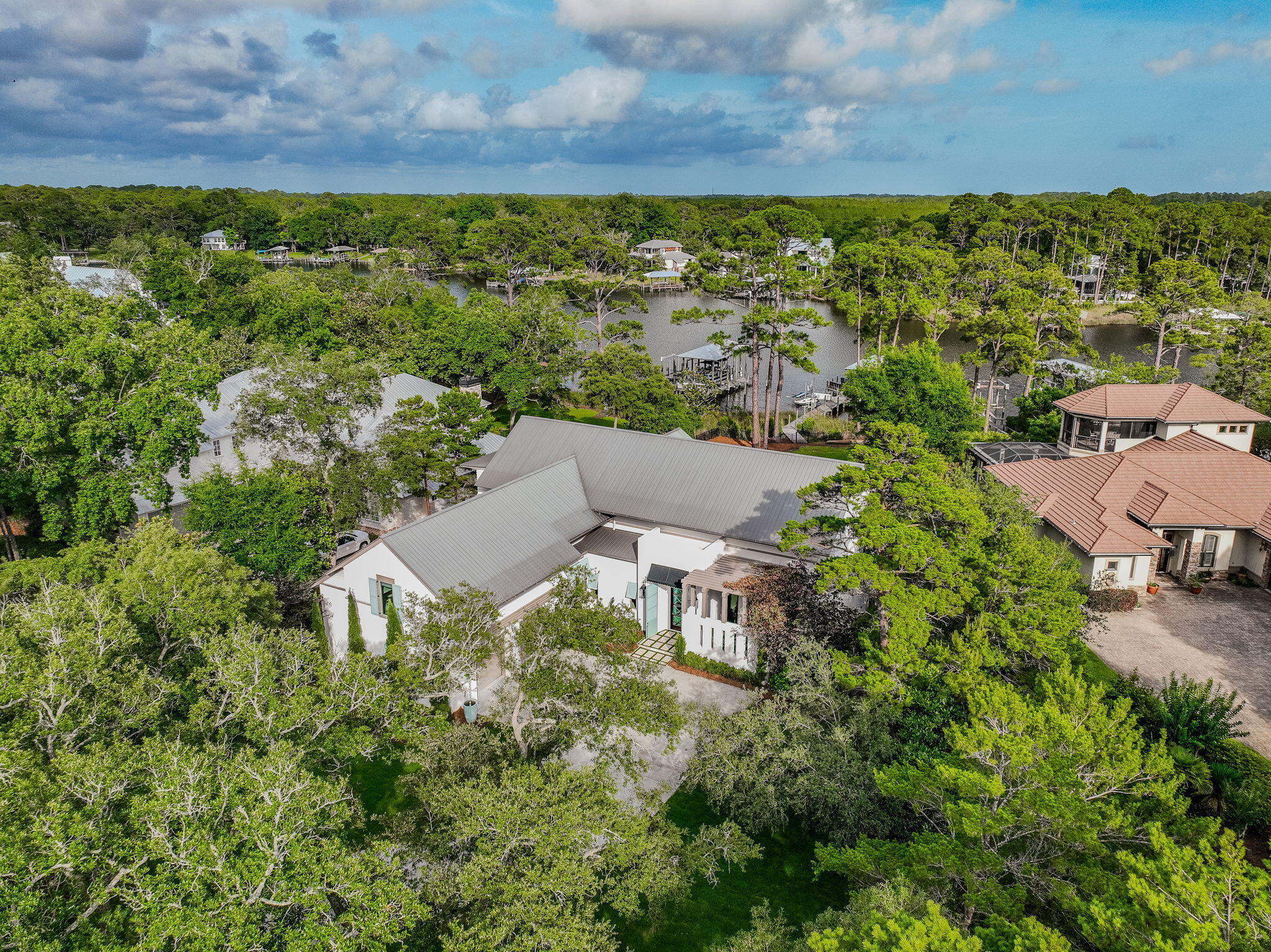 BOTANY BAYOU - Residential
