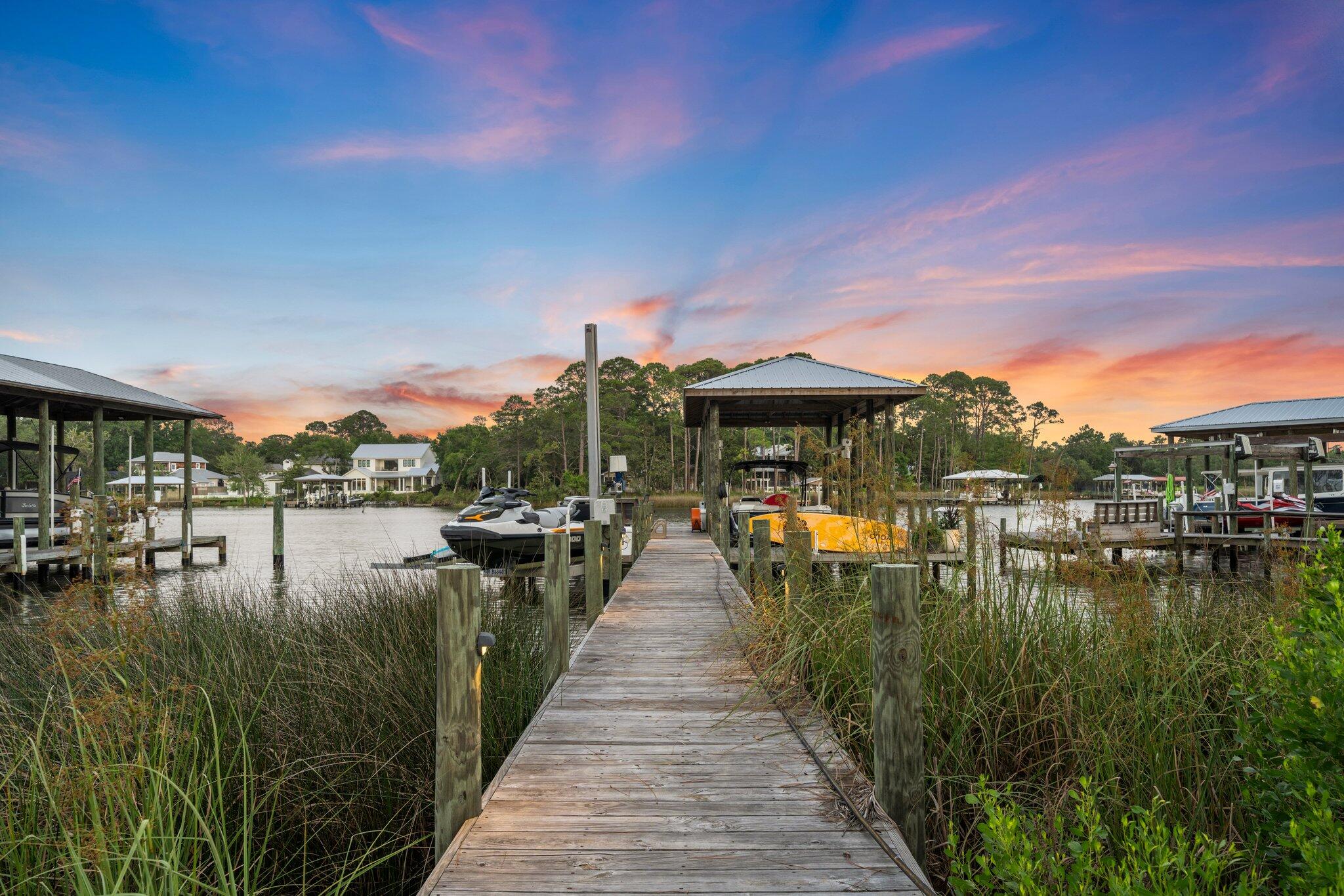 BOTANY BAYOU - Residential