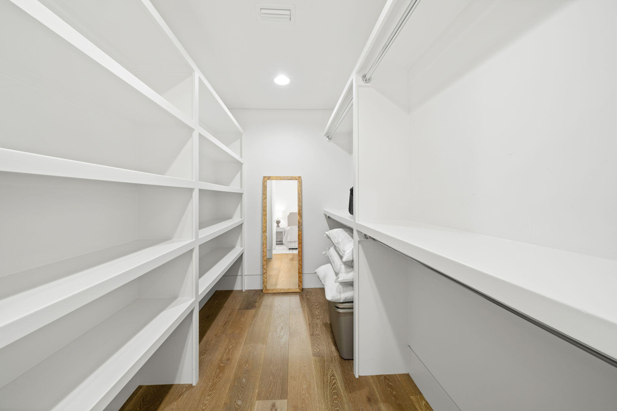 BOTANY BAYOU - Residential