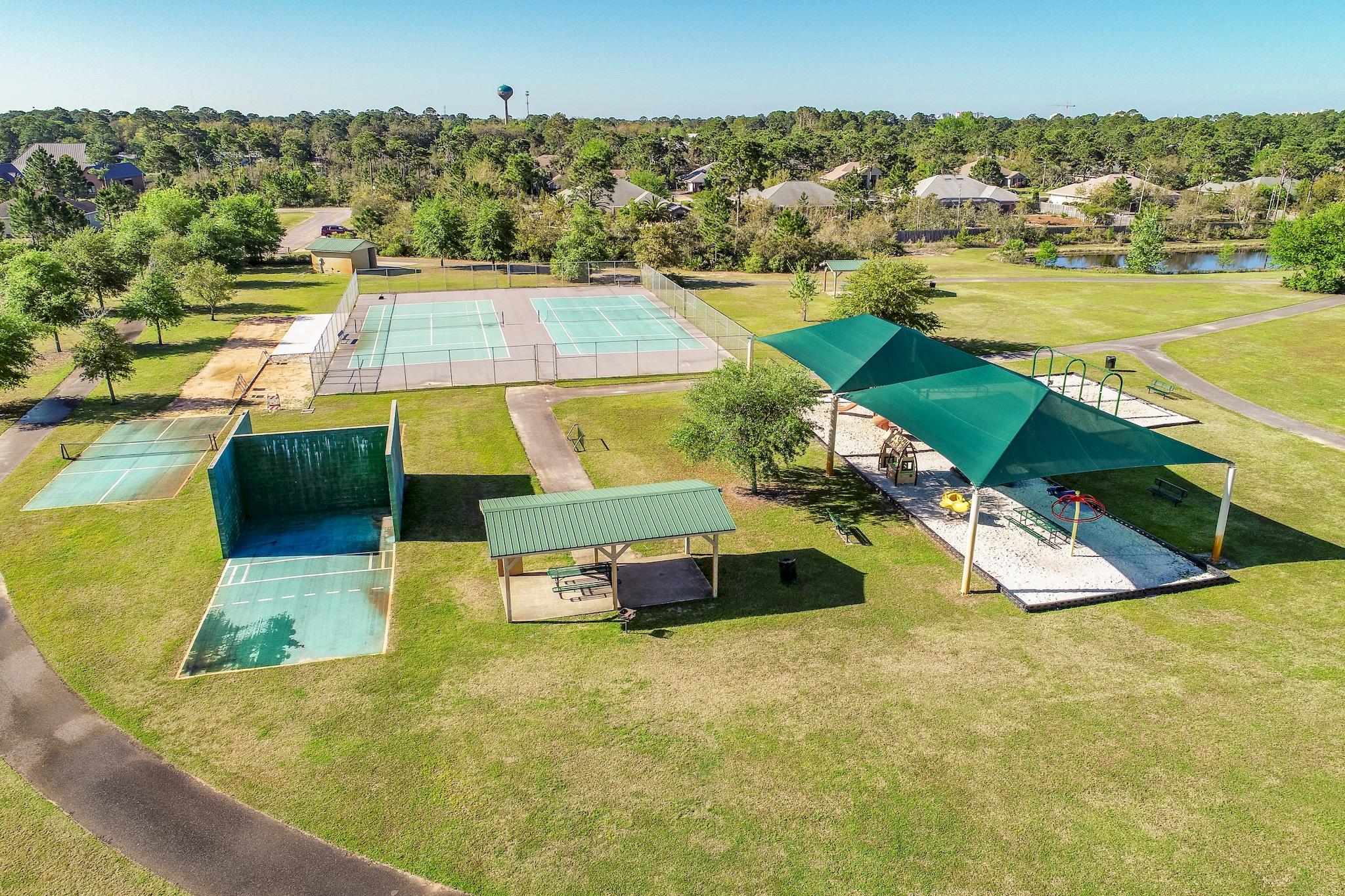 DRIFTWOOD ESTATES - Residential