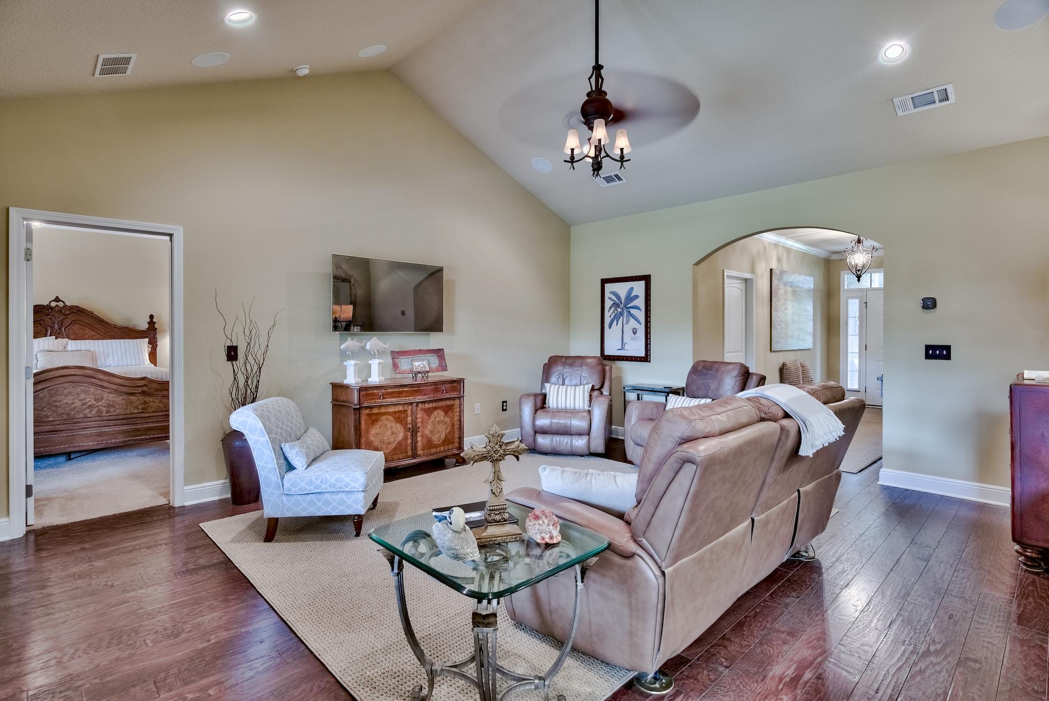 DRIFTWOOD ESTATES - Residential