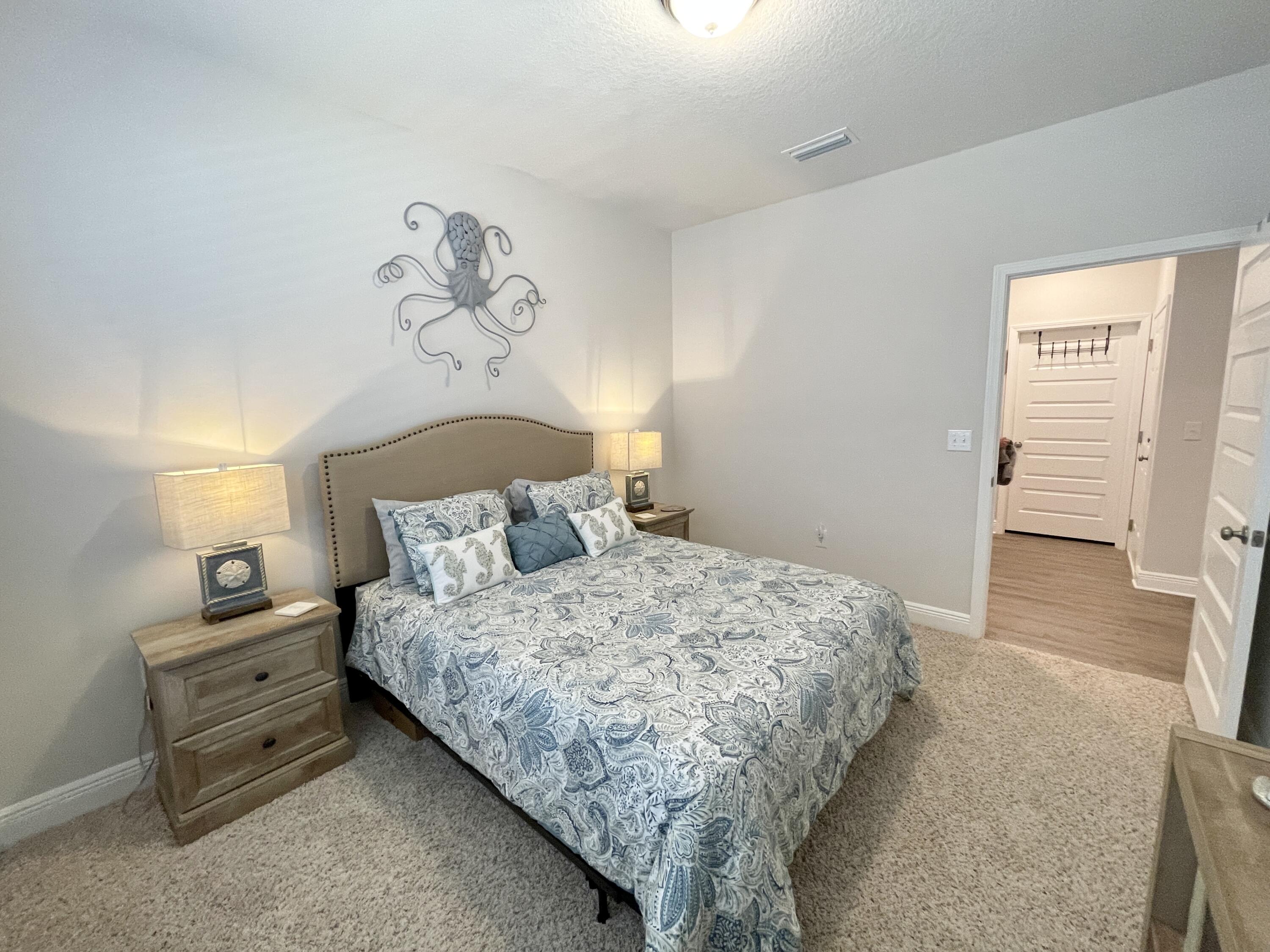 HAMMOCK BAY - FIREFLY - Residential