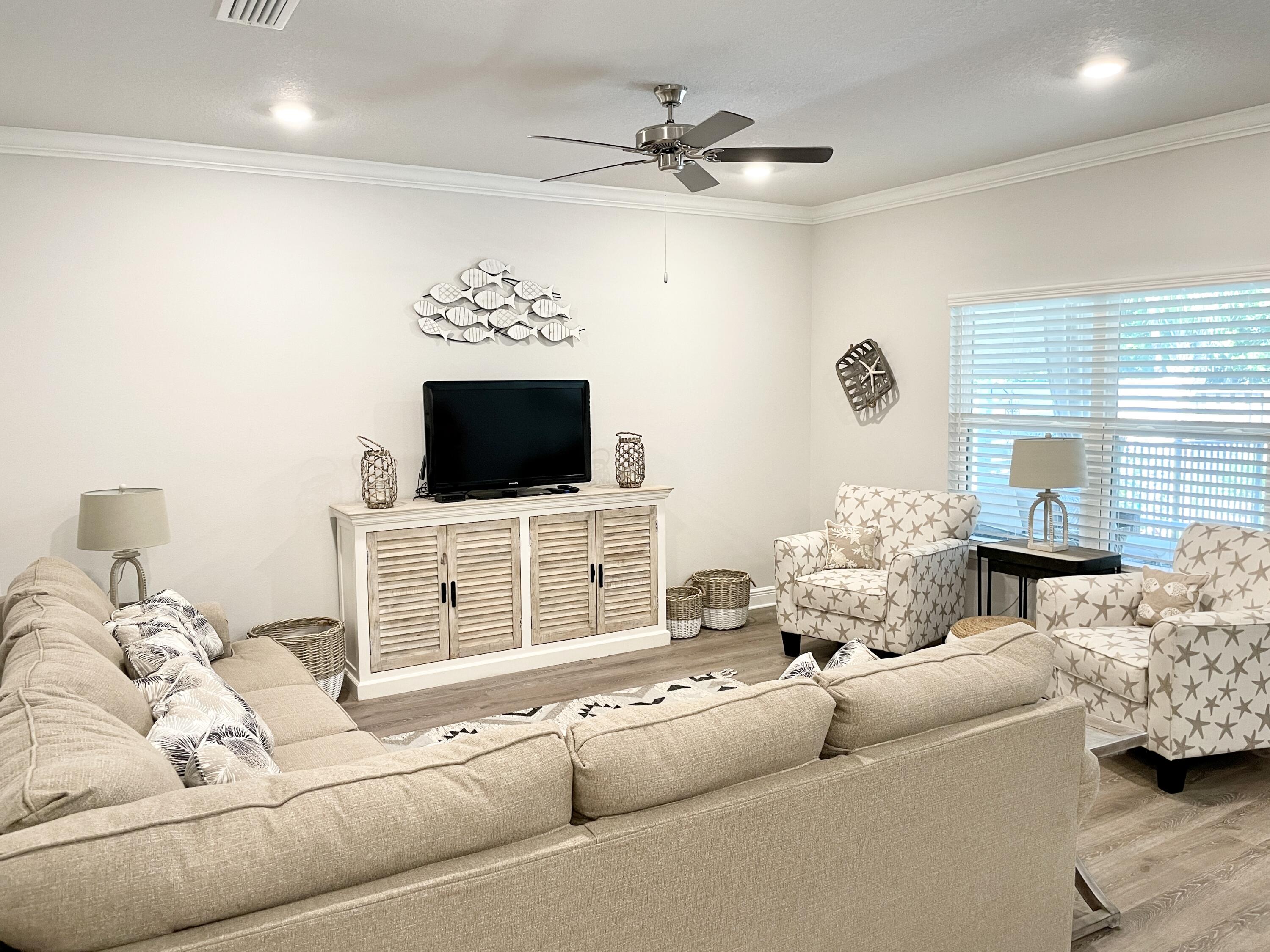 HAMMOCK BAY - FIREFLY - Residential