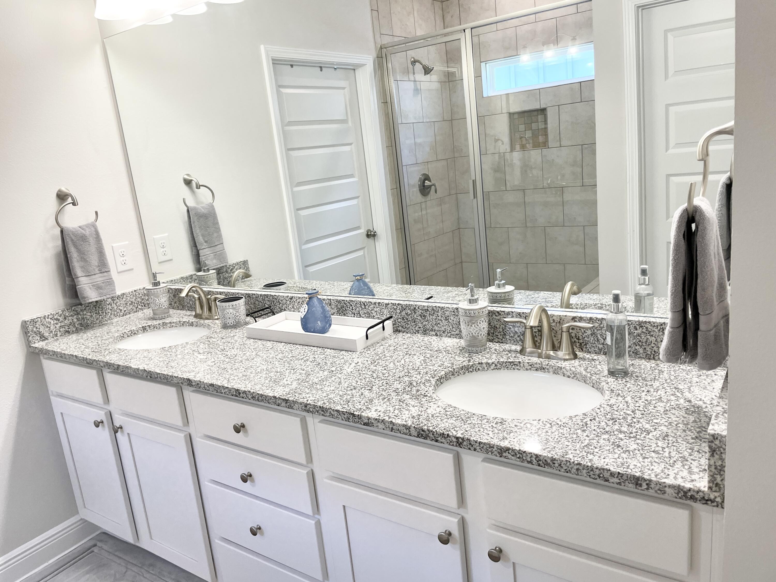 HAMMOCK BAY - FIREFLY - Residential