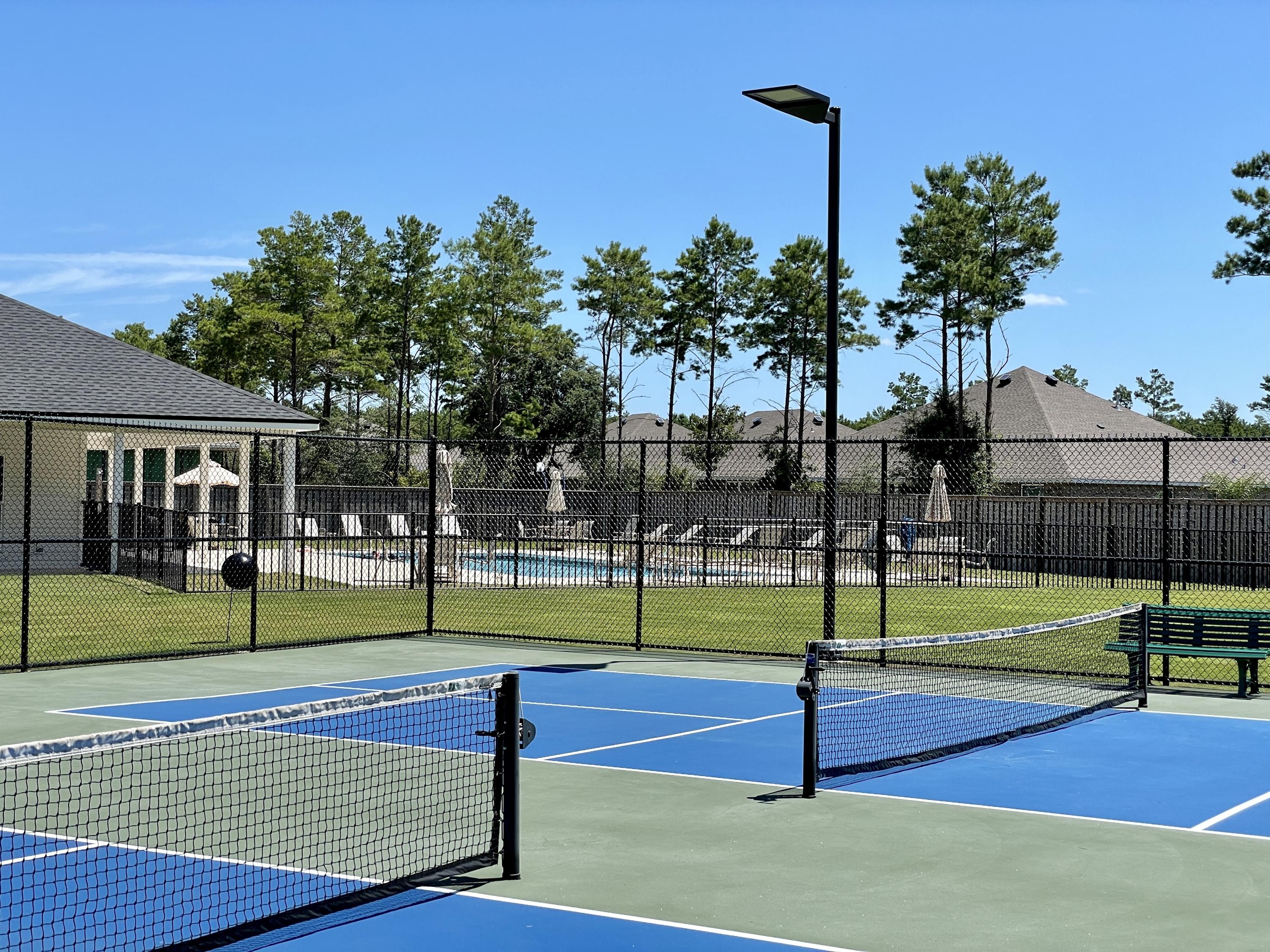 HAMMOCK BAY - FIREFLY - Residential