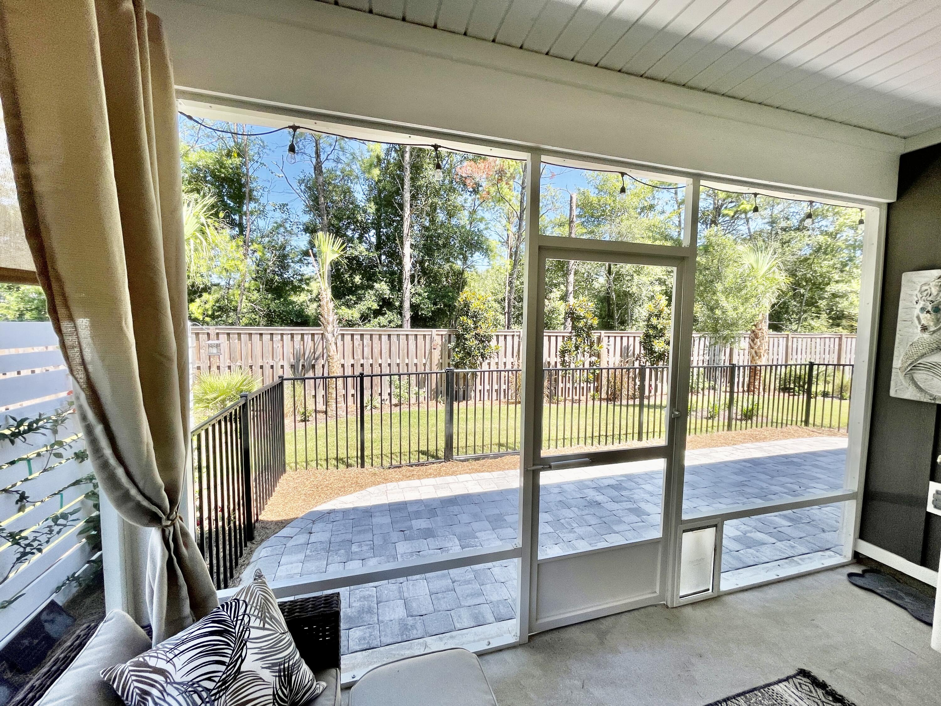 HAMMOCK BAY - FIREFLY - Residential