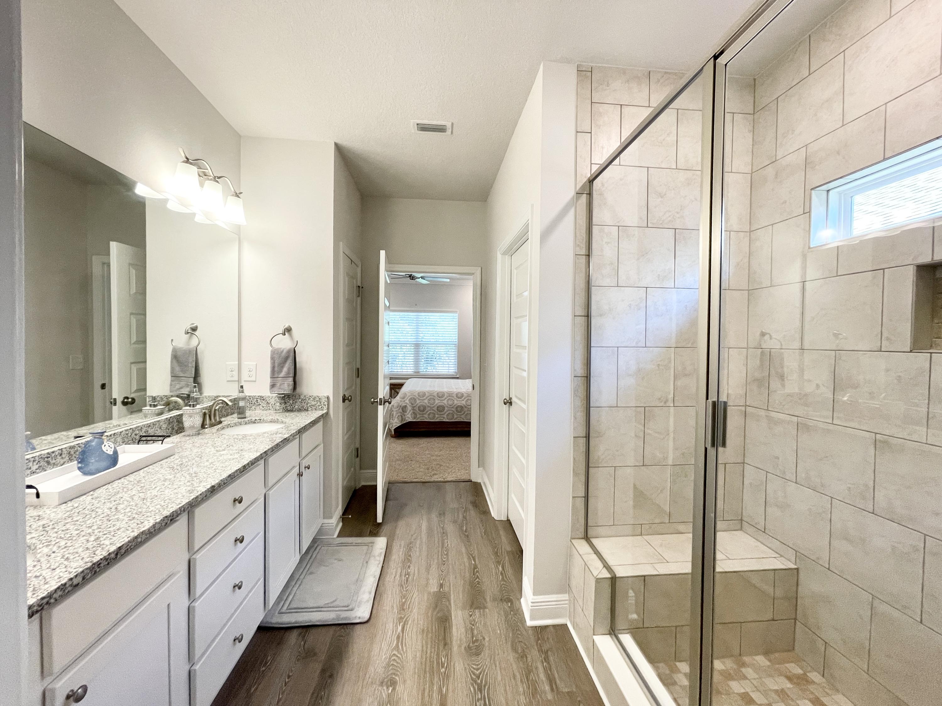 HAMMOCK BAY - FIREFLY - Residential