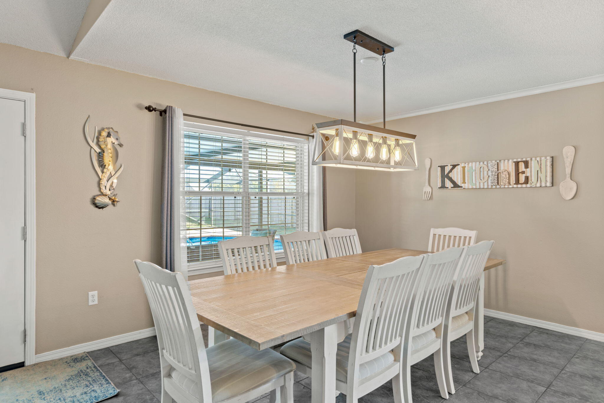 CREETWOODS - Residential