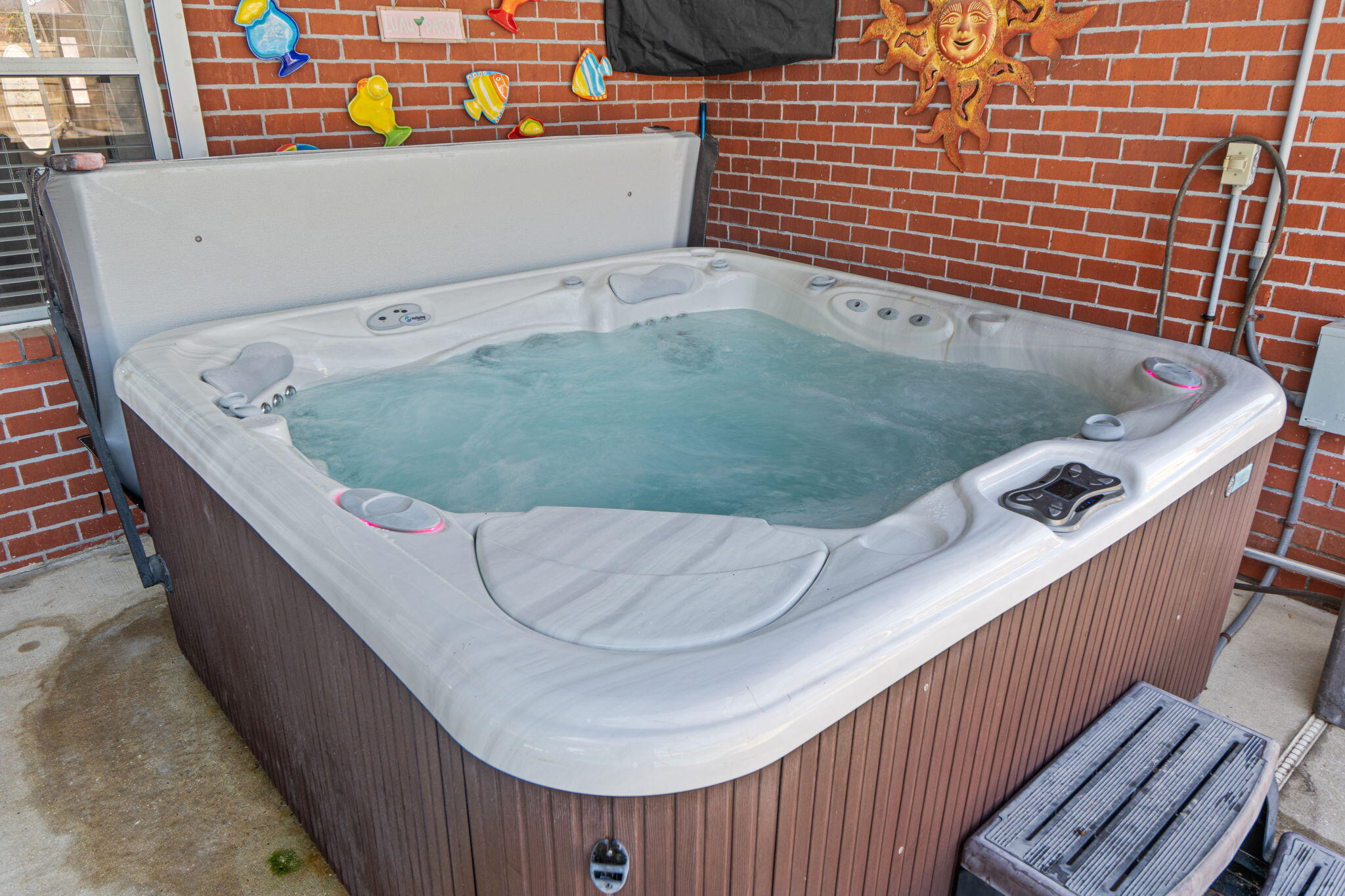 CREETWOODS - Residential