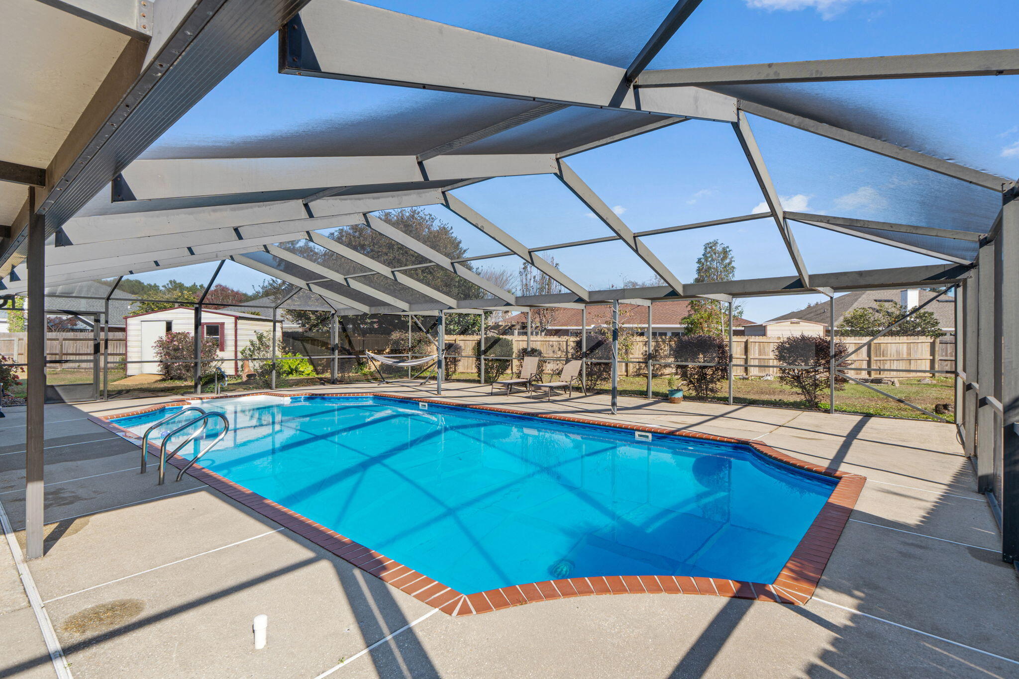 CREETWOODS - Residential