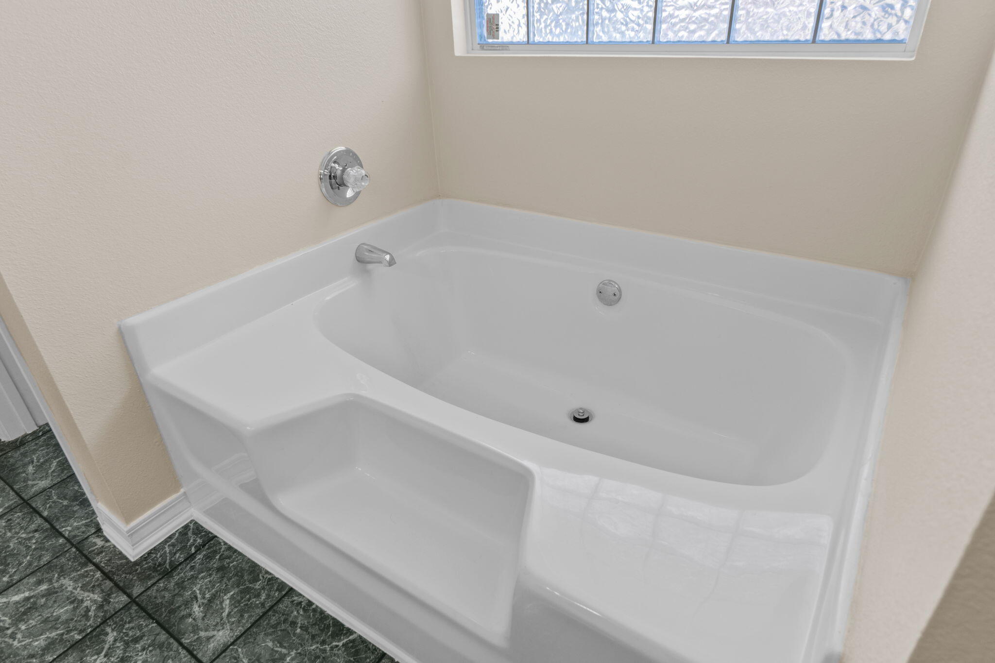 CREETWOODS - Residential