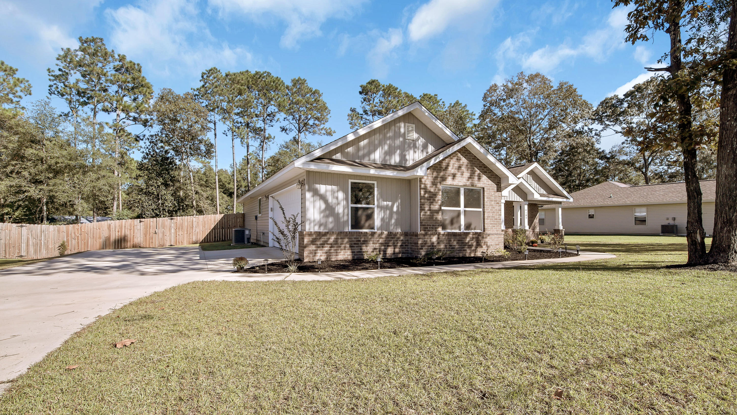 AUBURN HEIGHTS - Residential