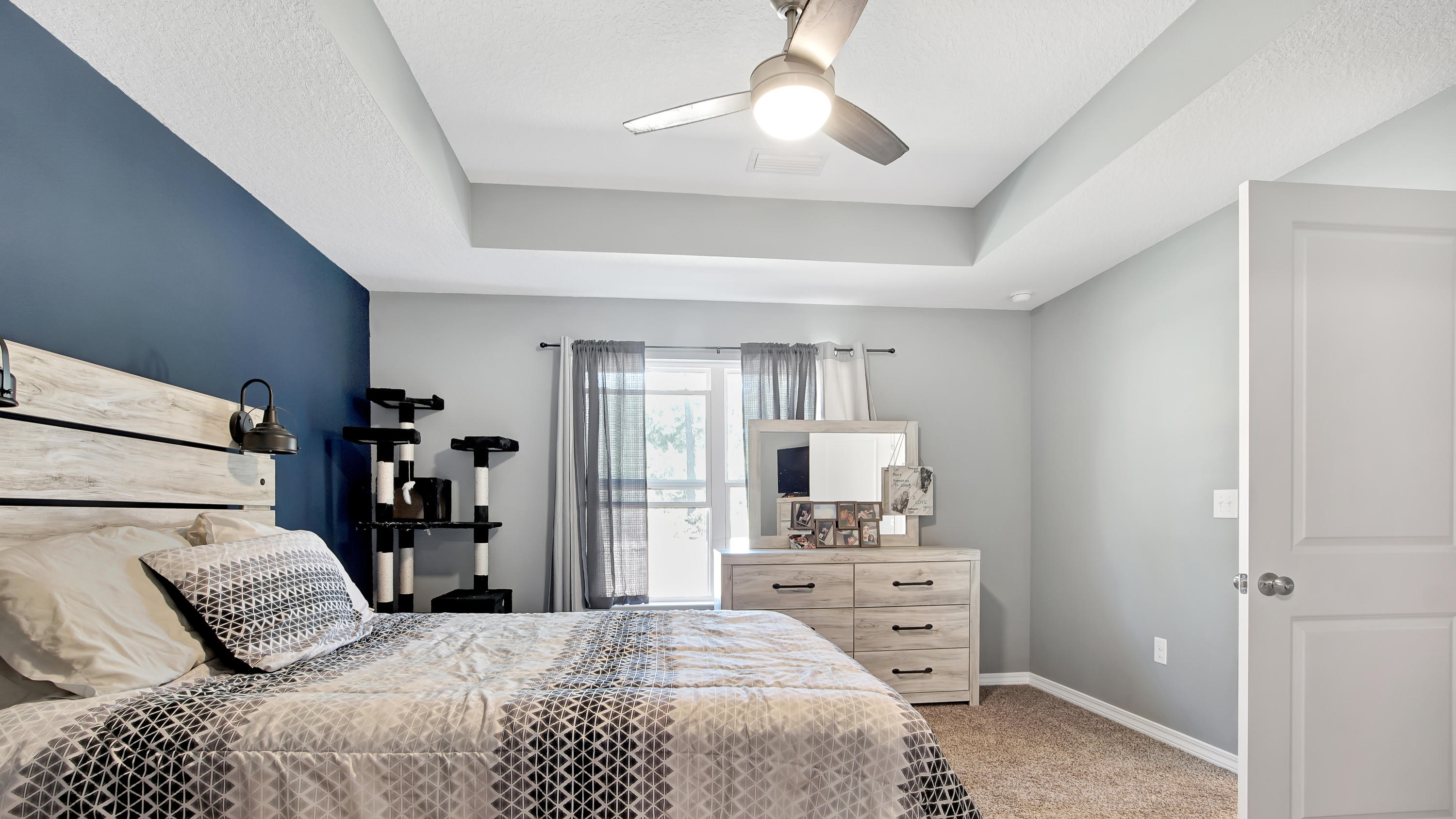 AUBURN HEIGHTS - Residential