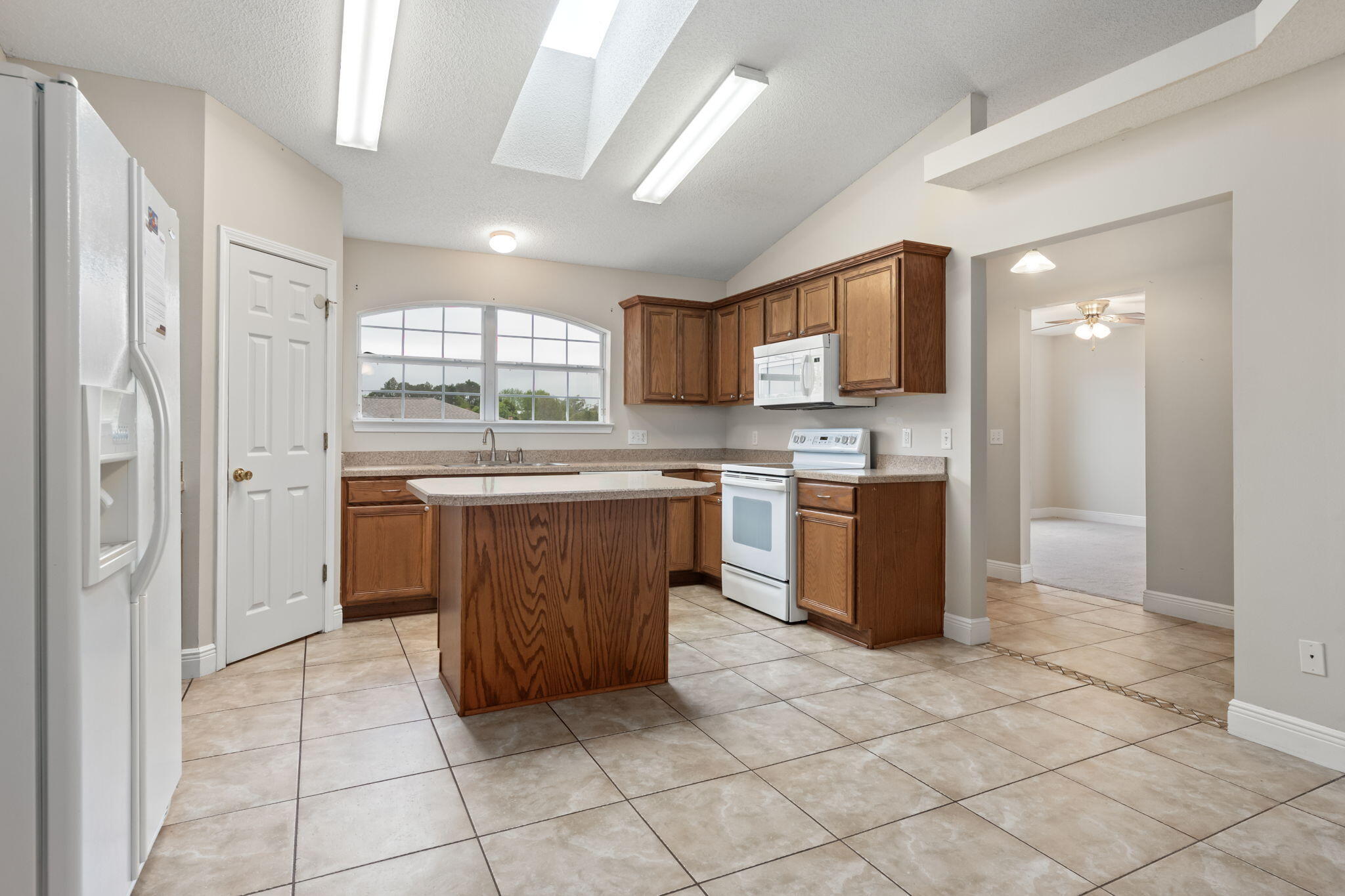 NORTHVIEW ESTATES 7TH ADDN - Residential