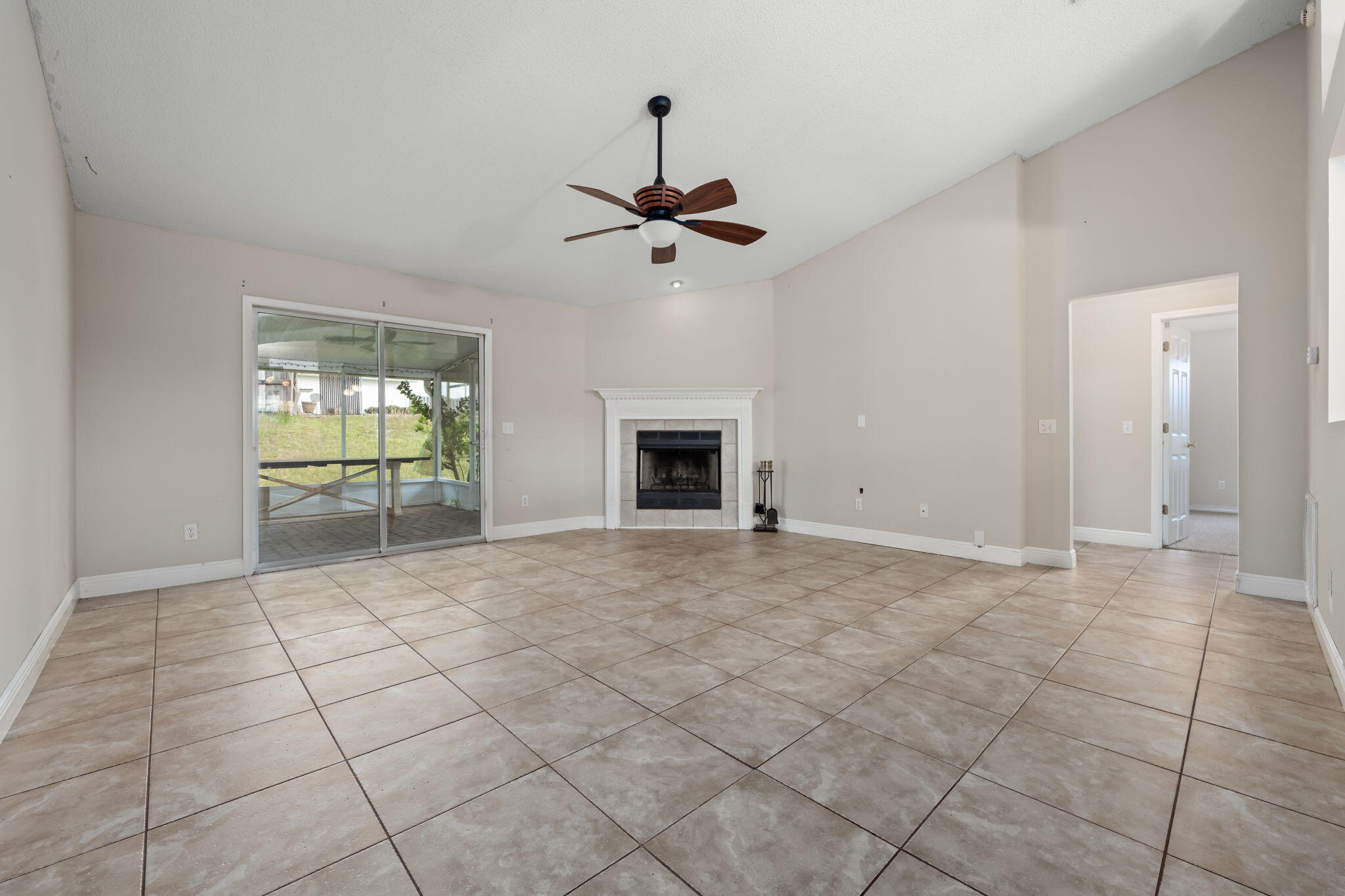 NORTHVIEW ESTATES 7TH ADDN - Residential