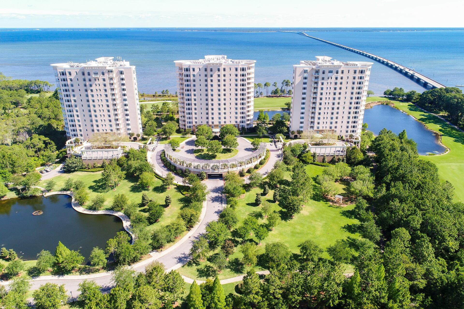 ONE WATER PLACE - Residential