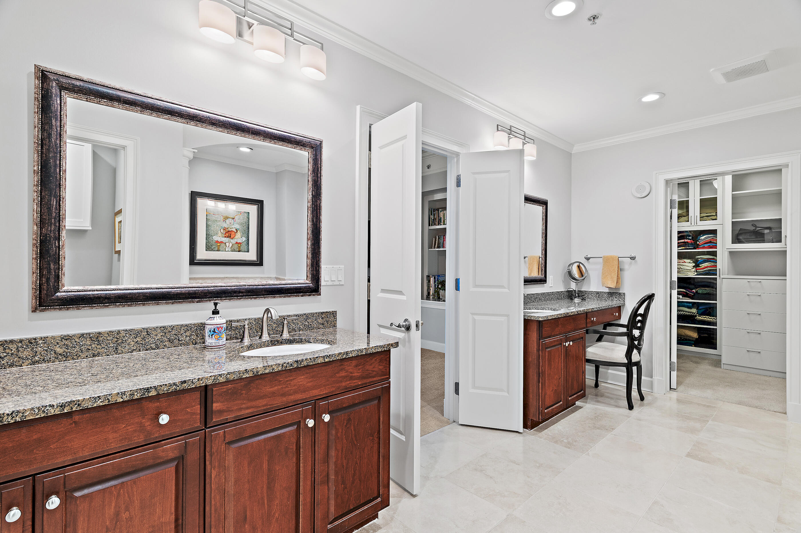 ONE WATER PLACE - Residential