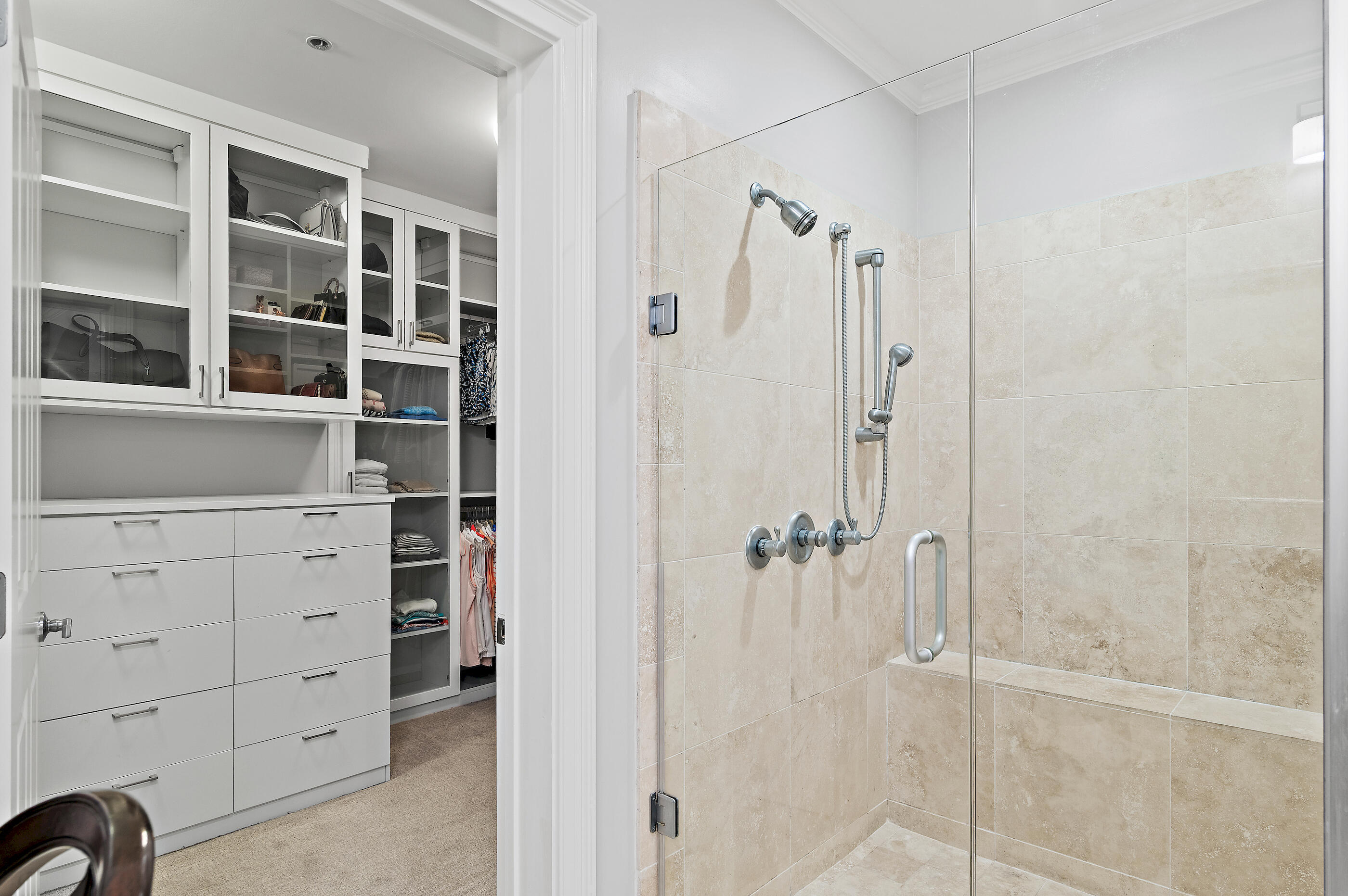 ONE WATER PLACE - Residential