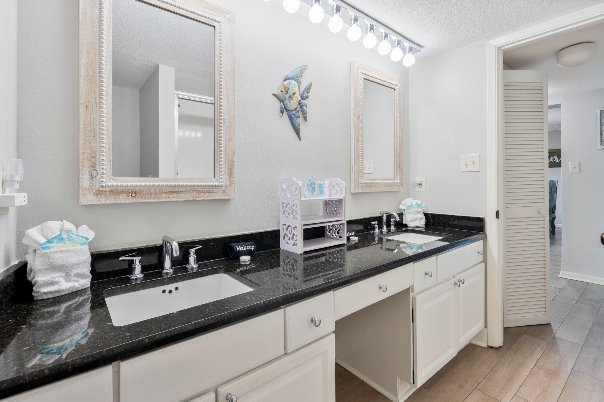 EDGEWATER BEACH - Residential