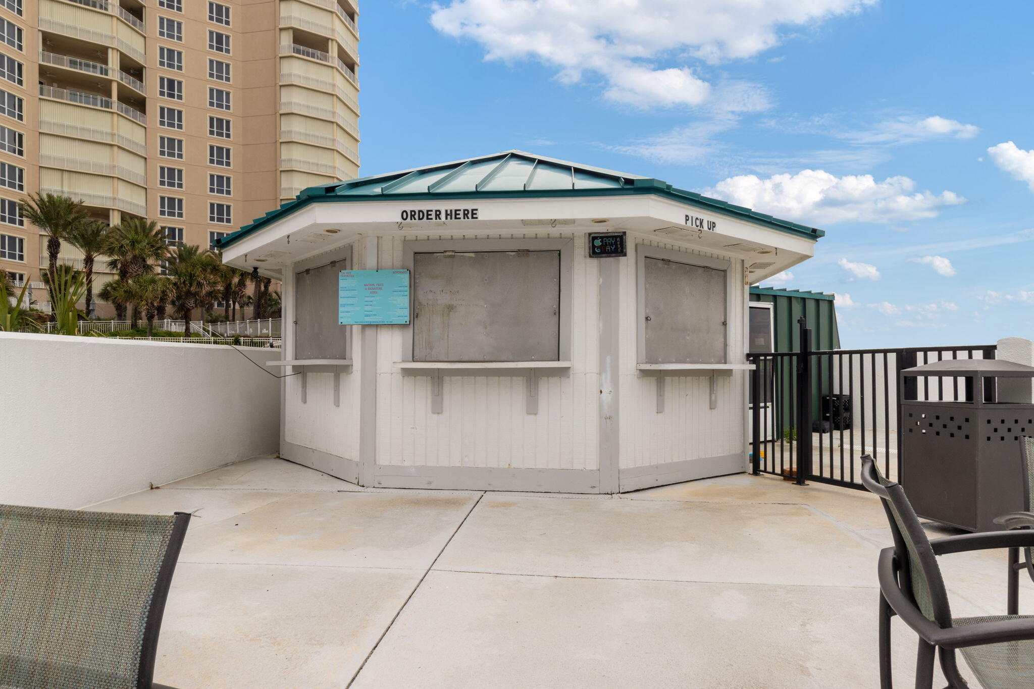 EDGEWATER BEACH - Residential