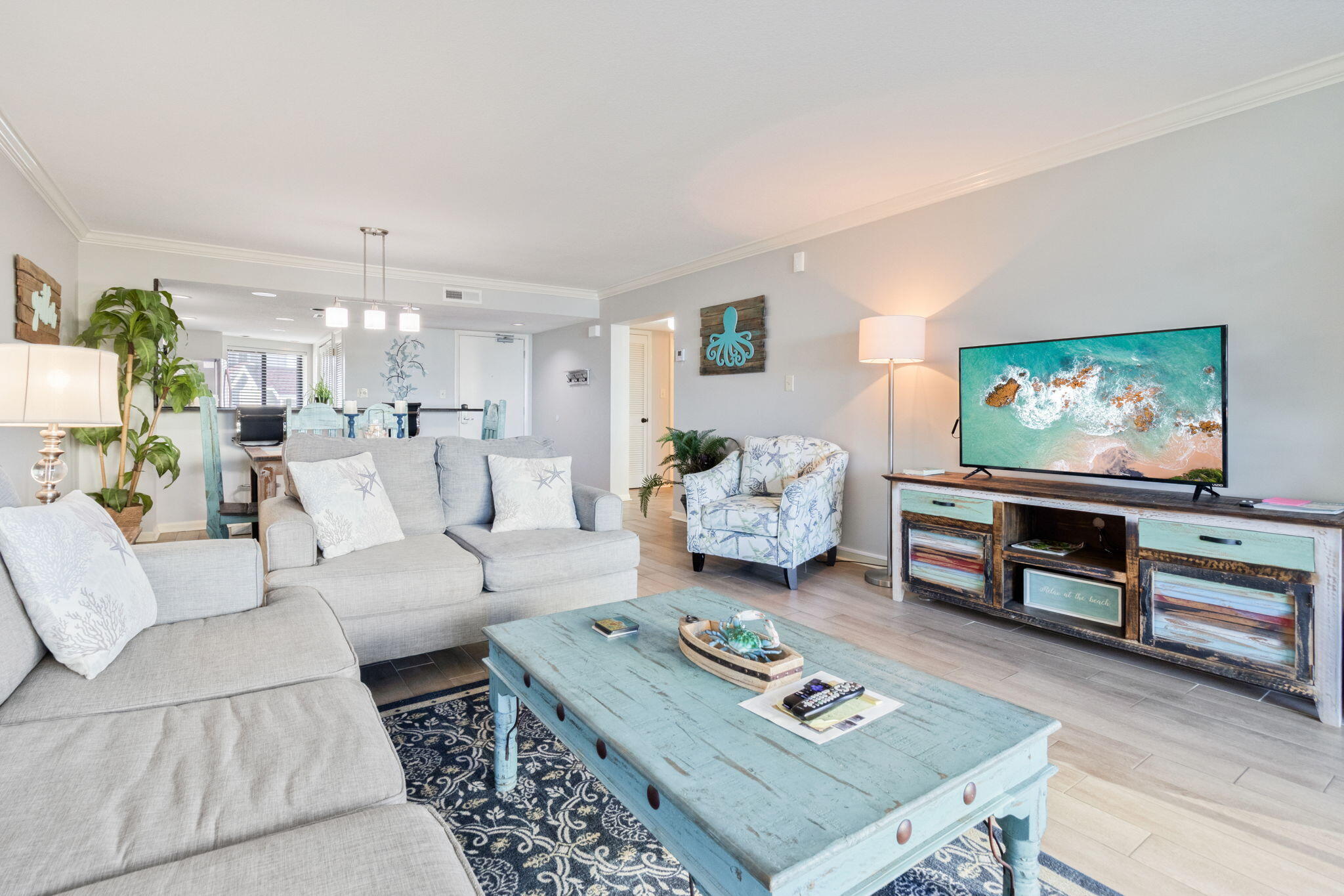 EDGEWATER BEACH - Residential