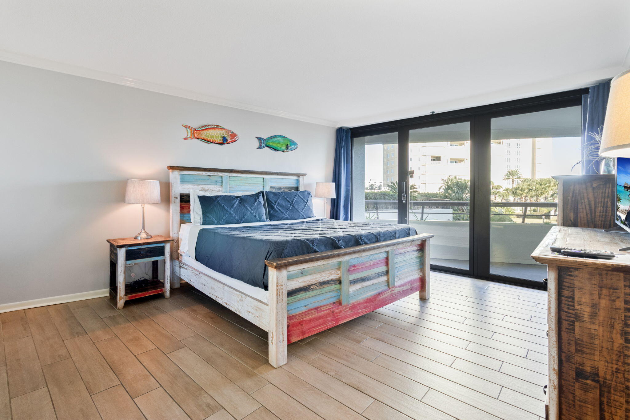 EDGEWATER BEACH - Residential