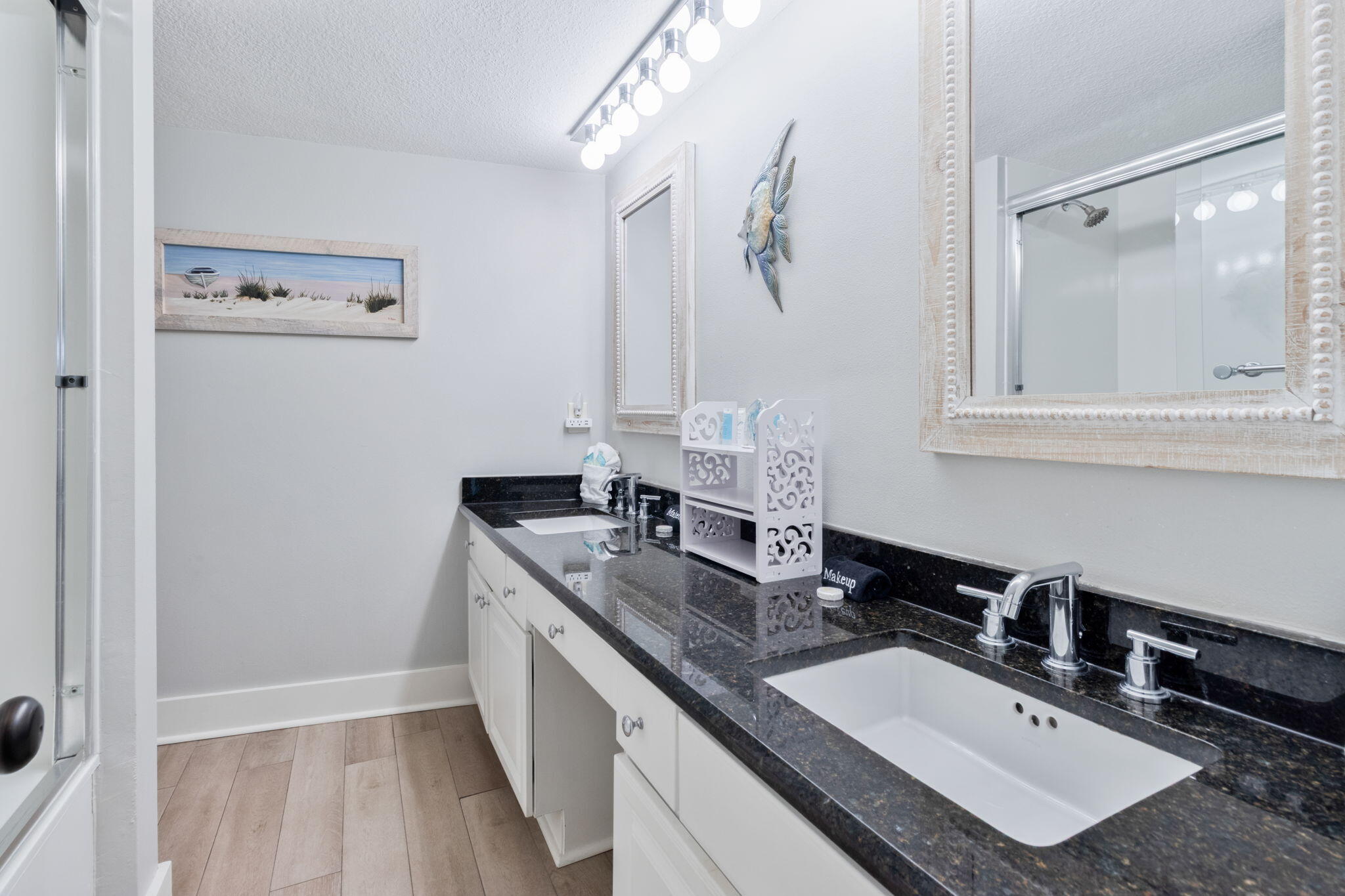 EDGEWATER BEACH - Residential