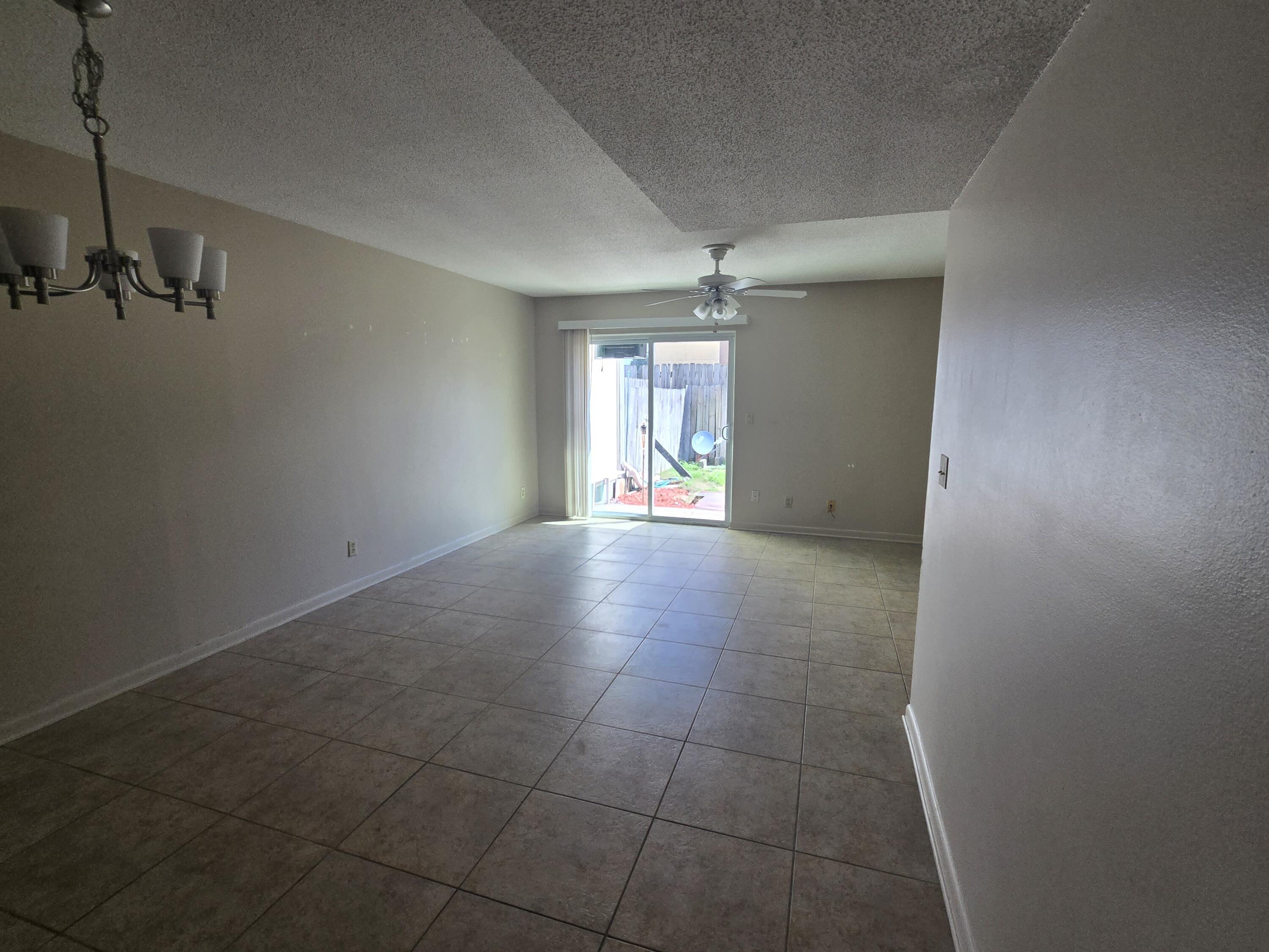 ANN CIRCLE - Residential Lease