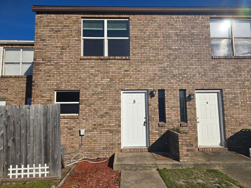 LOVELY REASONABLY PRICED TOWNHOME. CONVENIENTLY LOCATED IN THE HEART OF DESTIN. The downstairs has ceramic tile and the upstairs has new carpet . All the bedrooms are upstairs. The kitchen has updated appliances installed. Both bathrooms have updated vanities. Interior Laundry room off the kitchen. Call to make an appointment today as this unit will not last long. Please call the office number listed for any information or appointment.