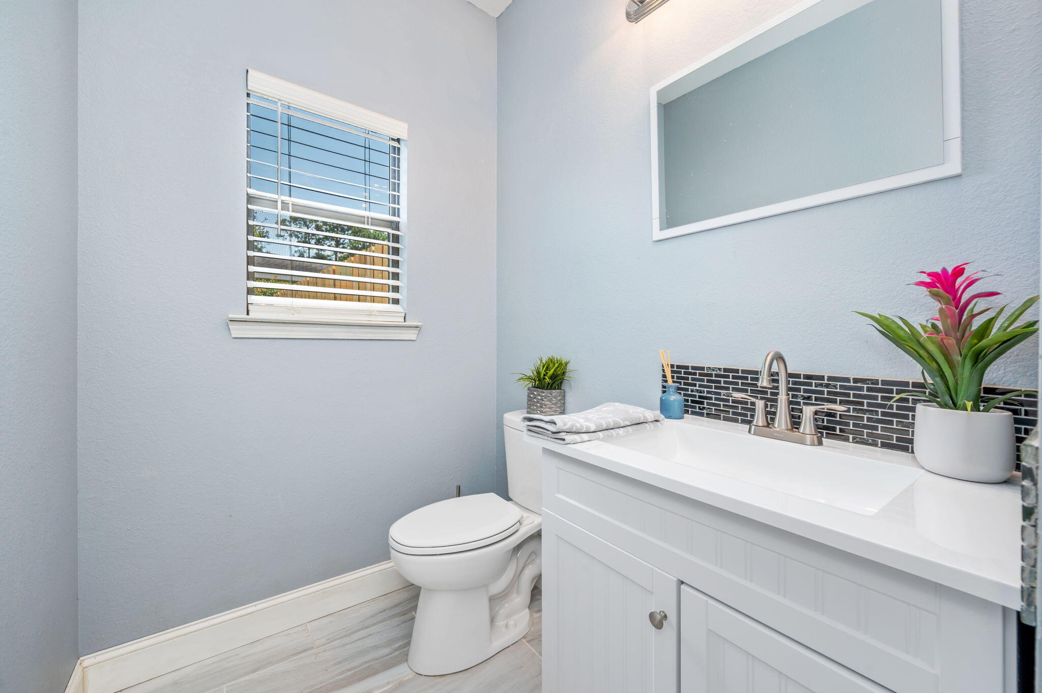 VIKING MANOR PH 1 - Residential