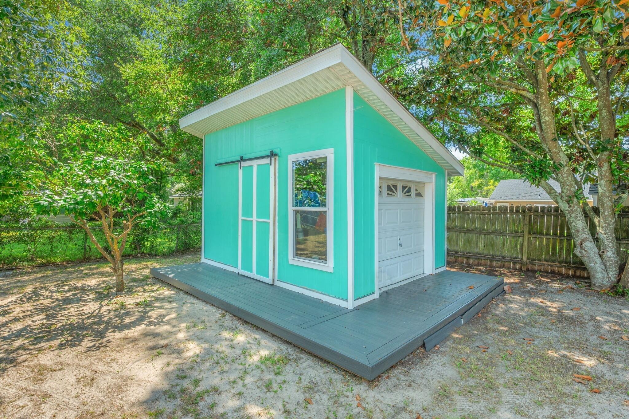 VIKING MANOR PH 1 - Residential