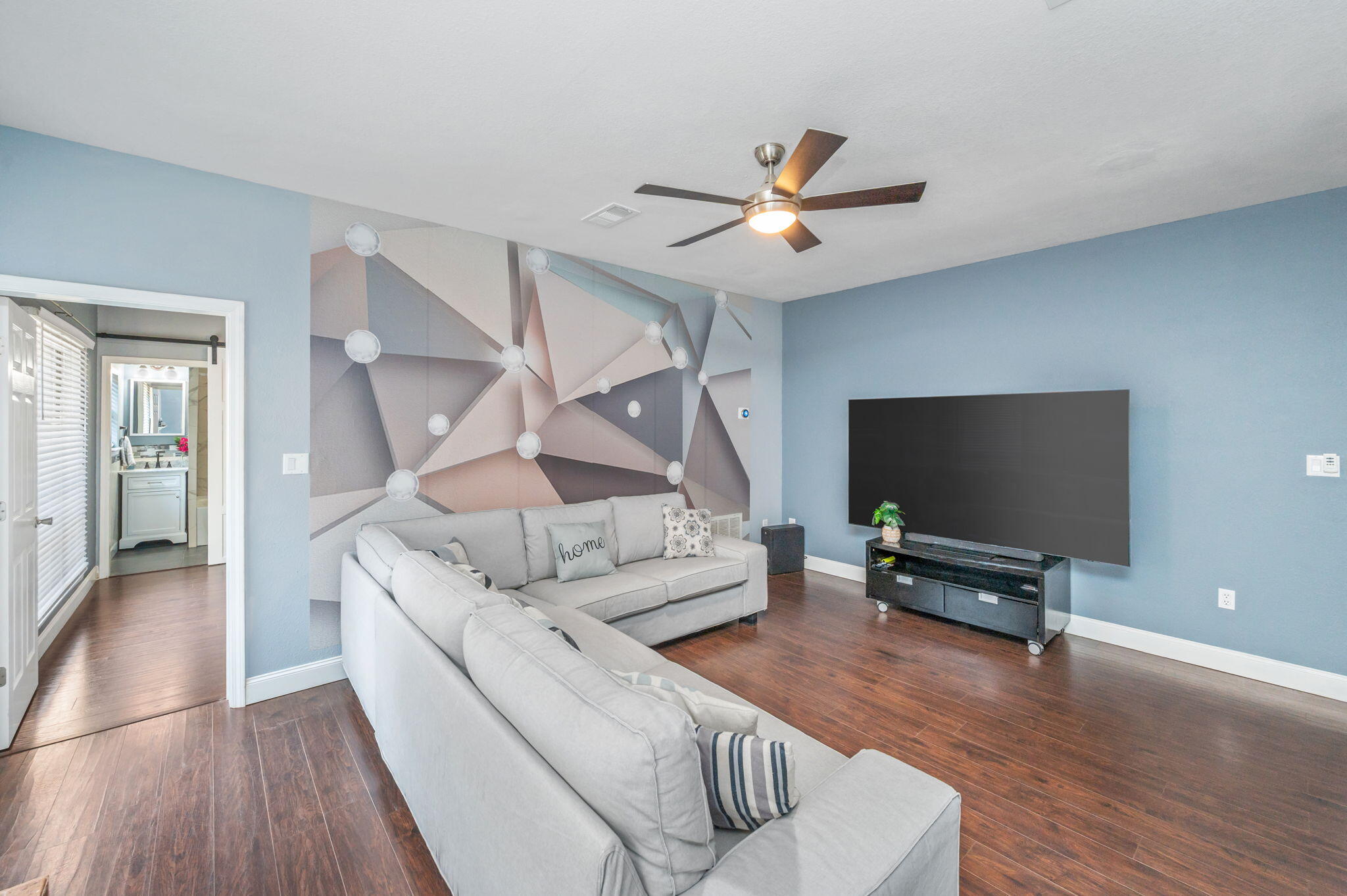 VIKING MANOR PH 1 - Residential