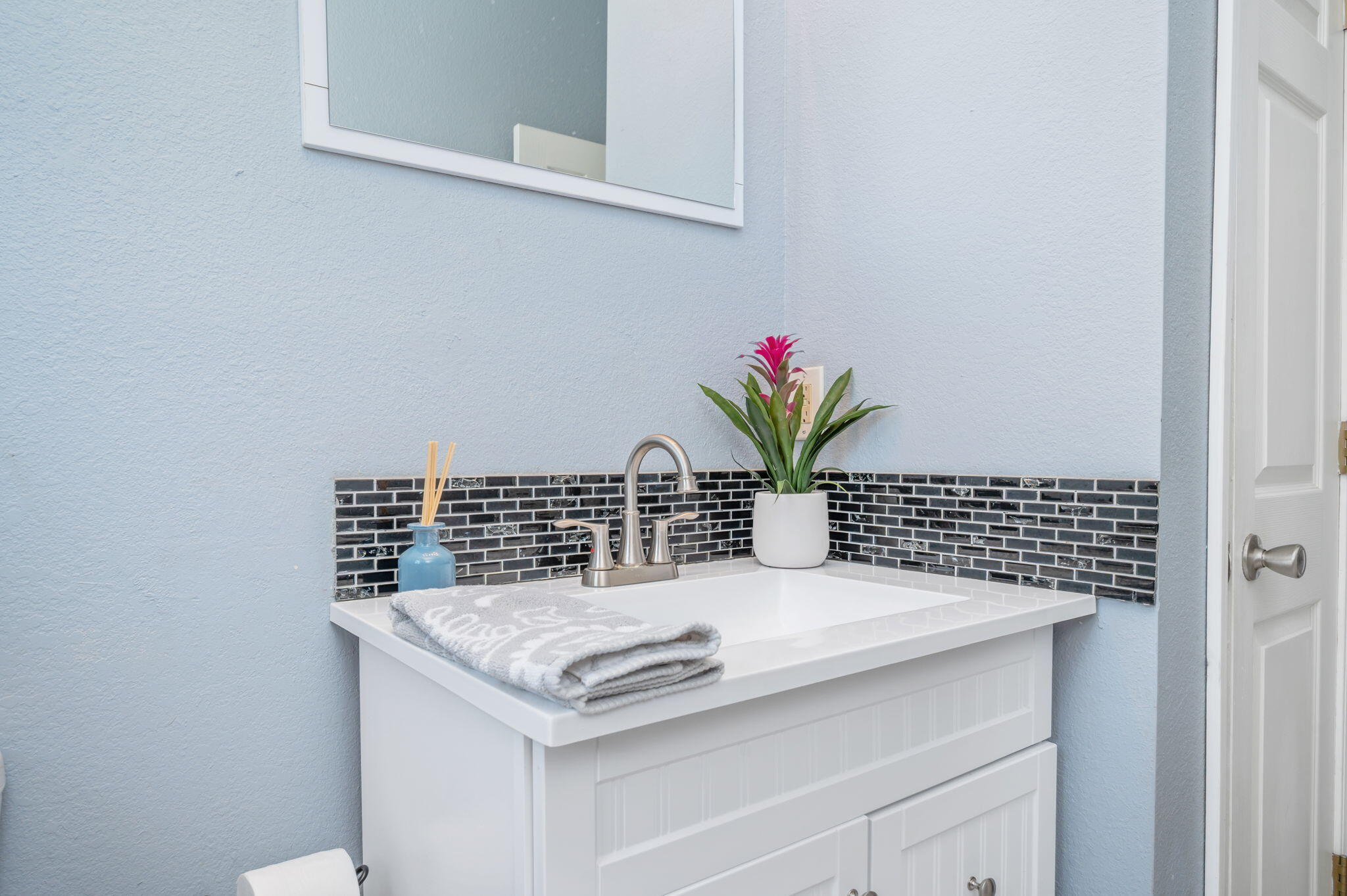 VIKING MANOR PH 1 - Residential