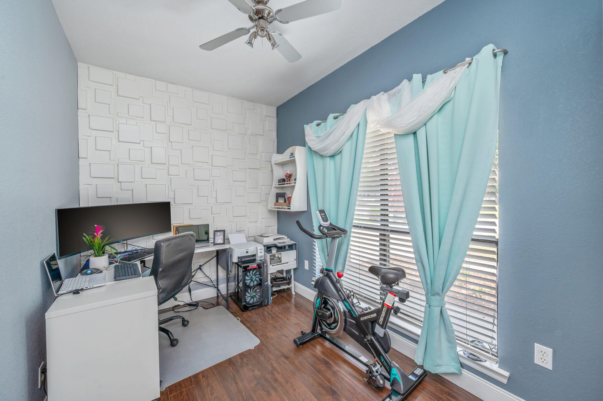 VIKING MANOR PH 1 - Residential