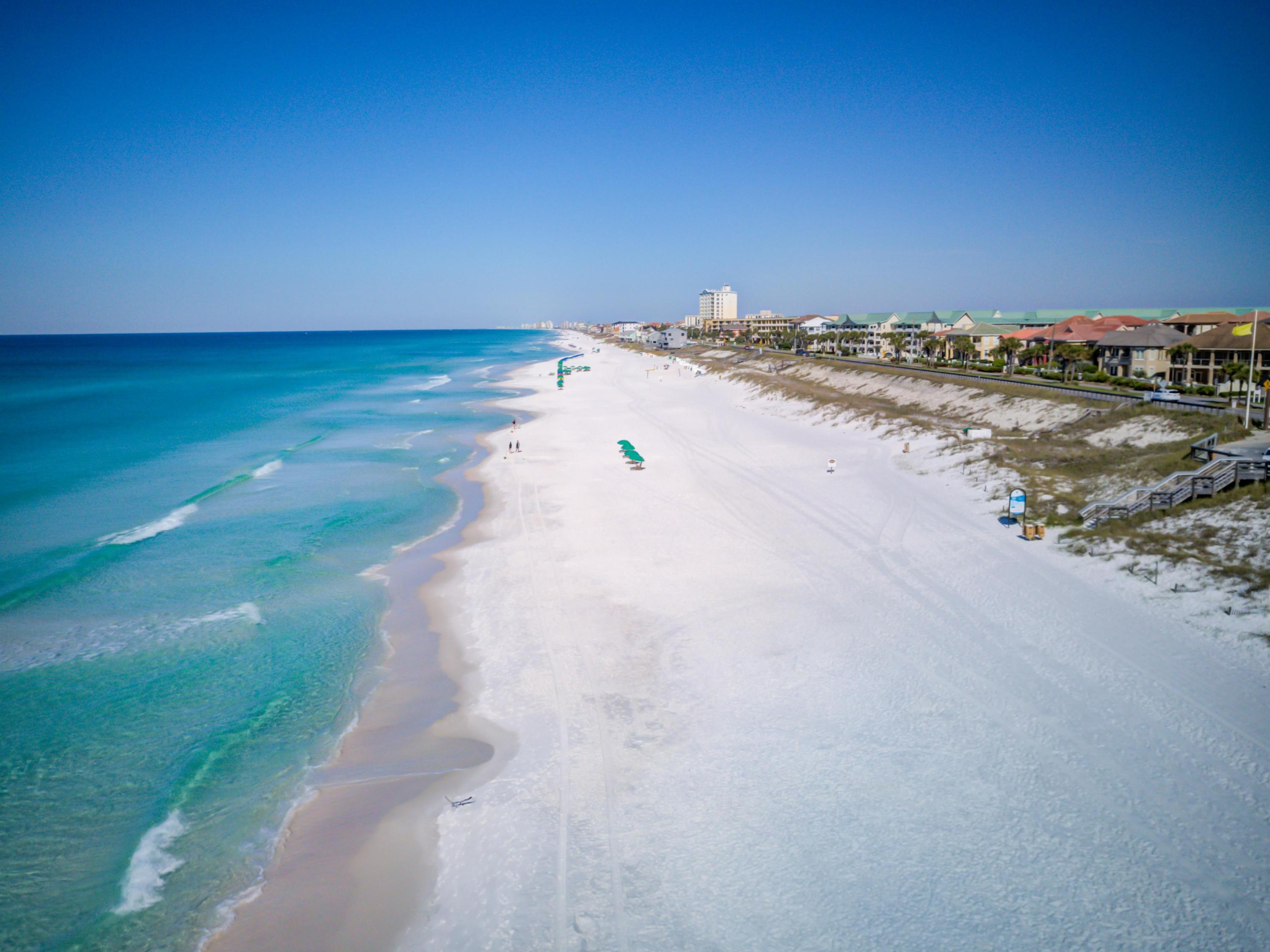 SUMMER BREEZE CONDO - Residential