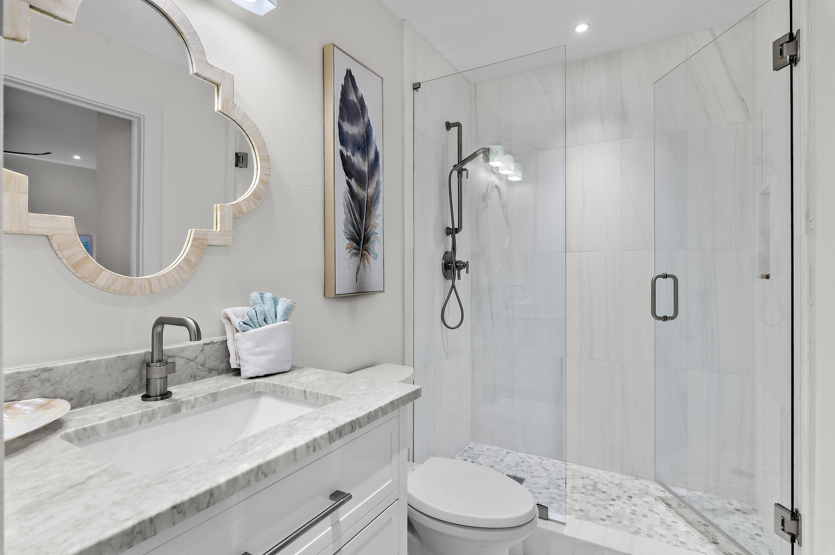 SUMMER BREEZE CONDO - Residential