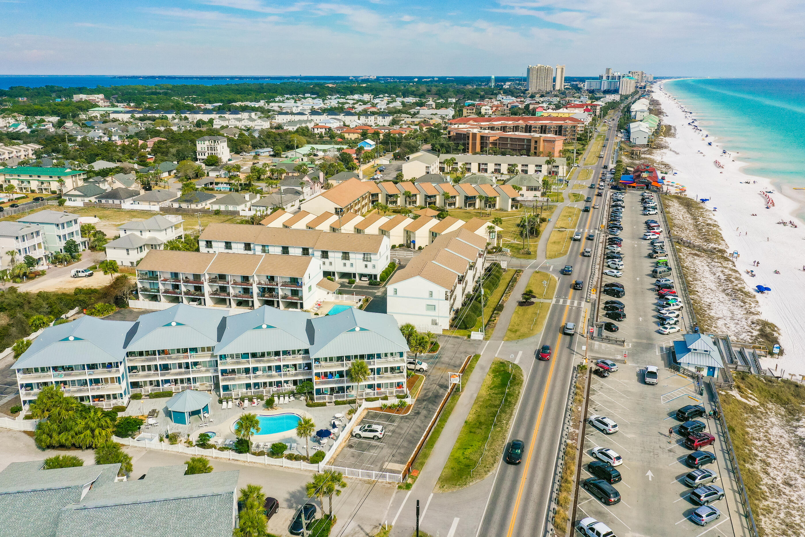 SUMMER BREEZE CONDO - Residential
