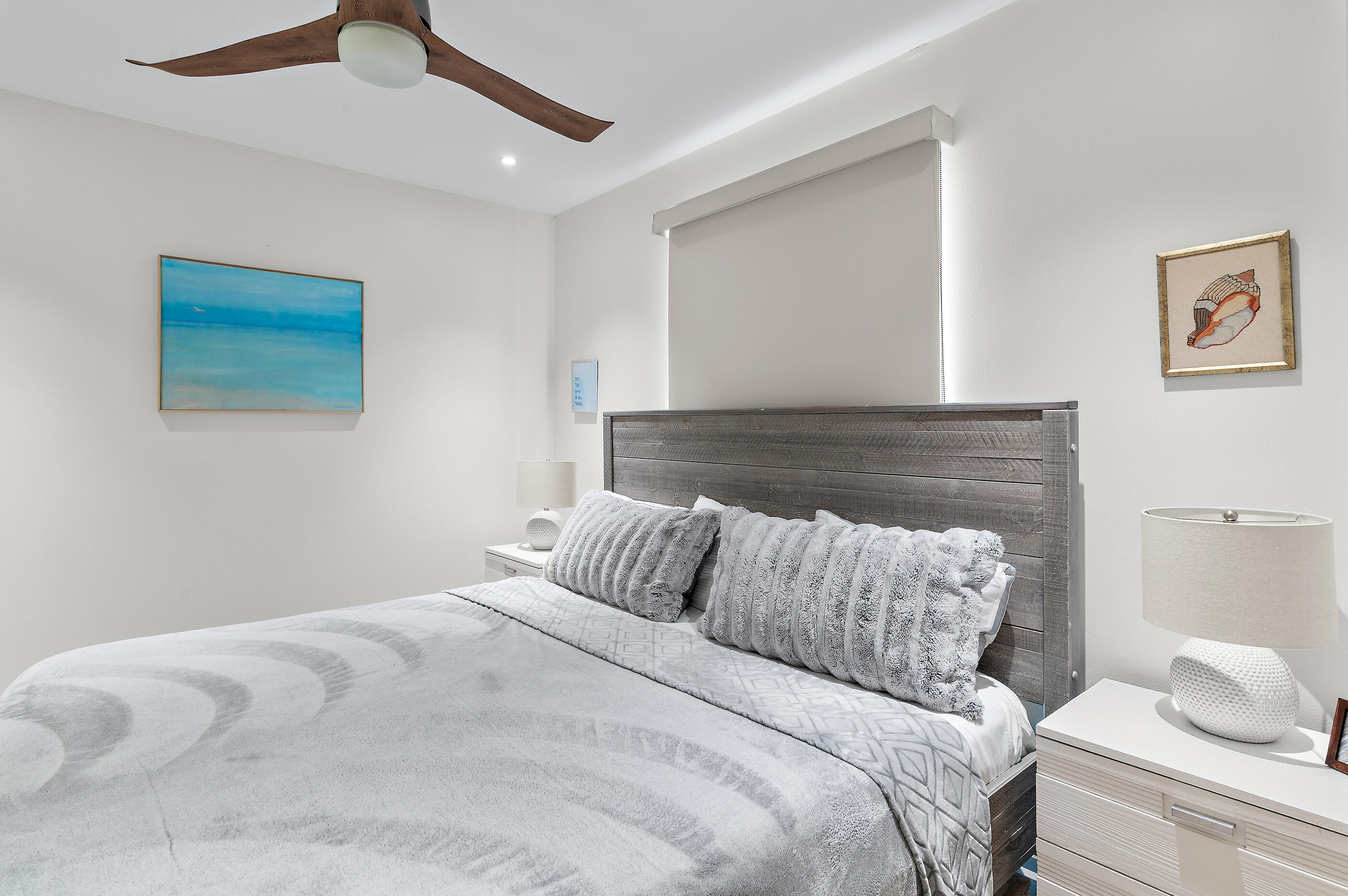 SUMMER BREEZE CONDO - Residential