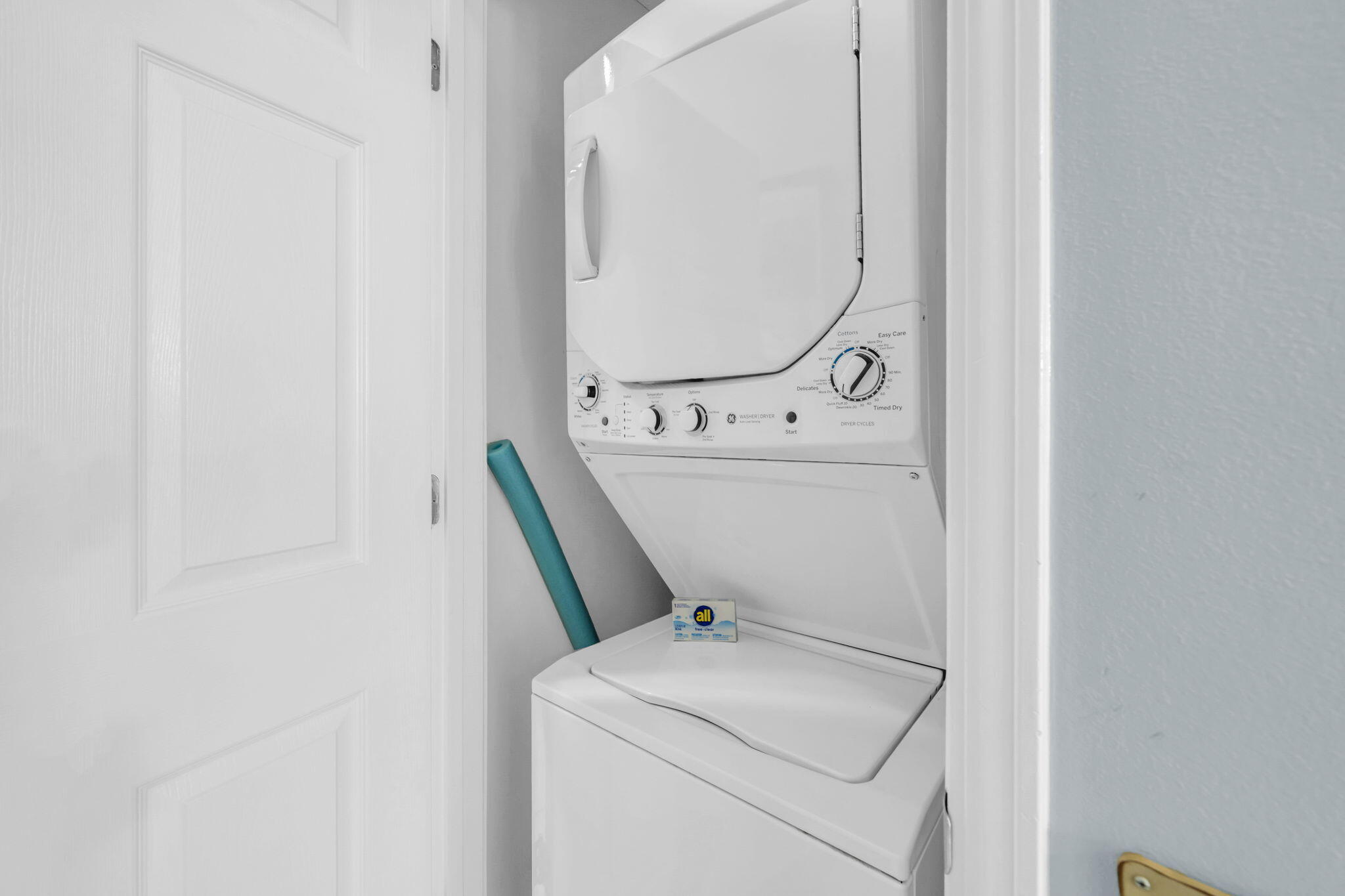 POINCIANA PLACE - Residential