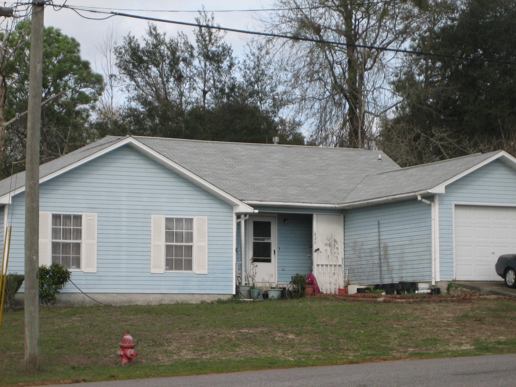 Very close to bases, less than 2 blocks to Highway 85 to base. Home has a roof less than 5 years old, A/C also less than 5 years old. Kitchen and Bathroom have been updated. Fenced back yard. Nice quiet neighborhood, one car garage, gas heat, fireplace (not used).