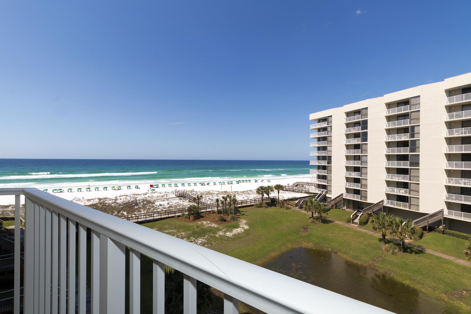 MAINSAIL CONDO PH 1 - Residential