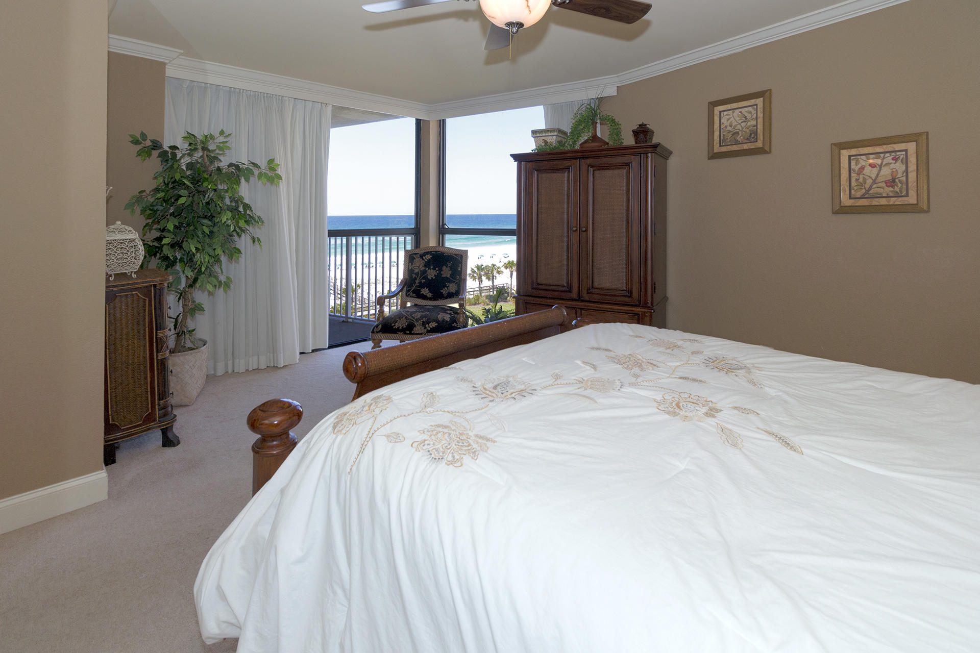 MAINSAIL CONDO PH 1 - Residential