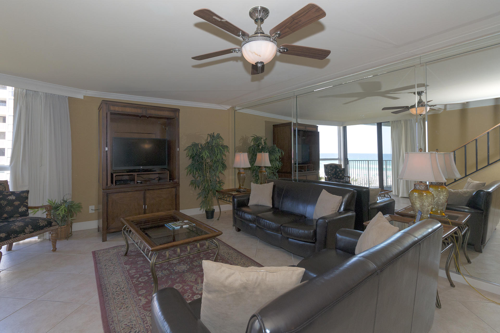 MAINSAIL CONDO PH 1 - Residential