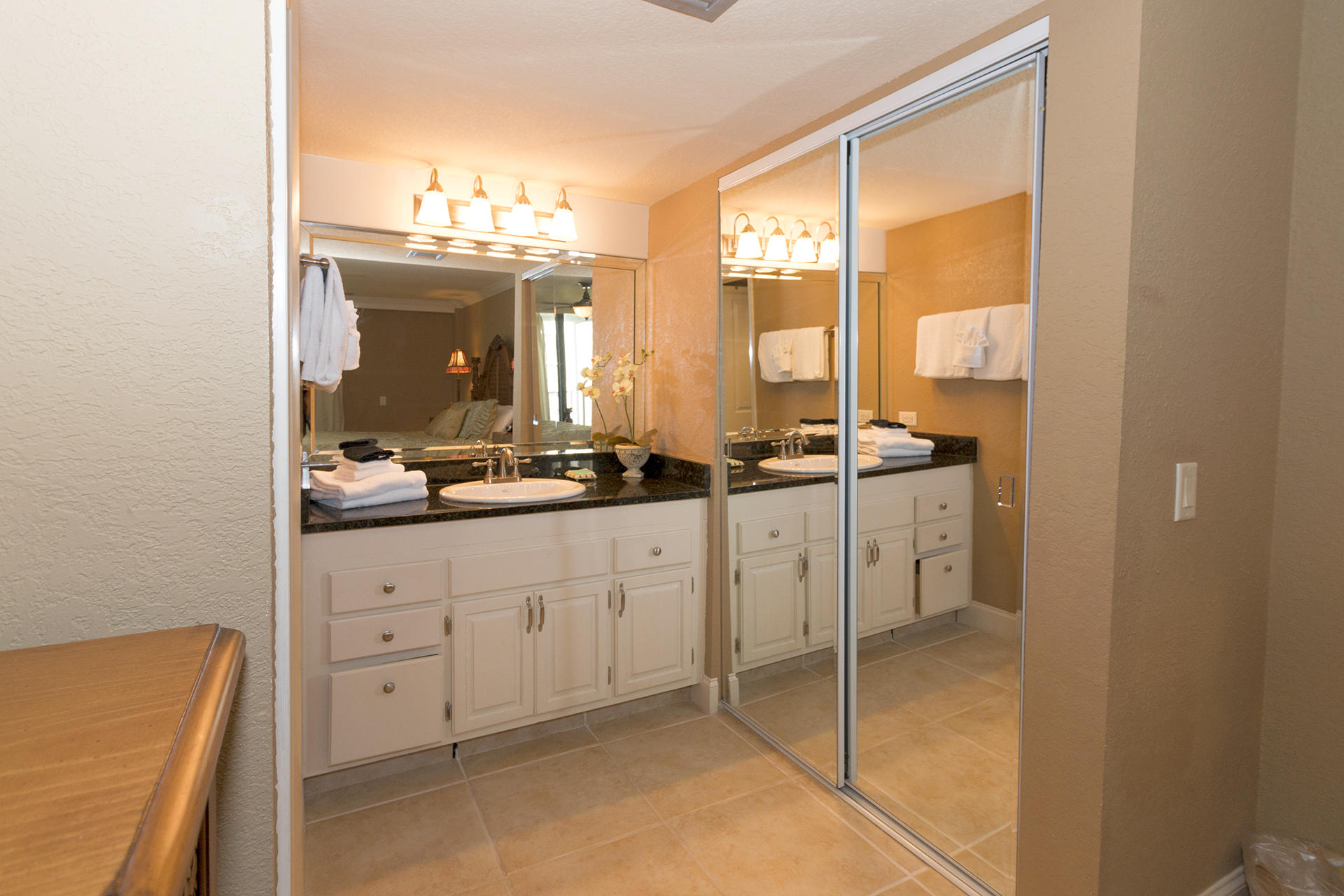 MAINSAIL CONDO PH 1 - Residential