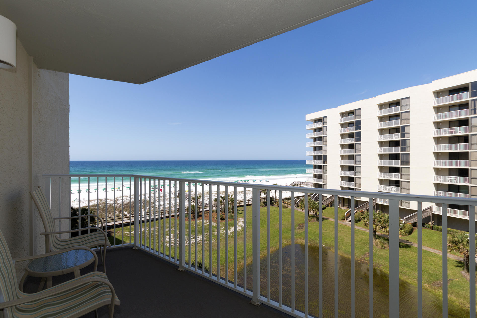 MAINSAIL CONDO PH 1 - Residential