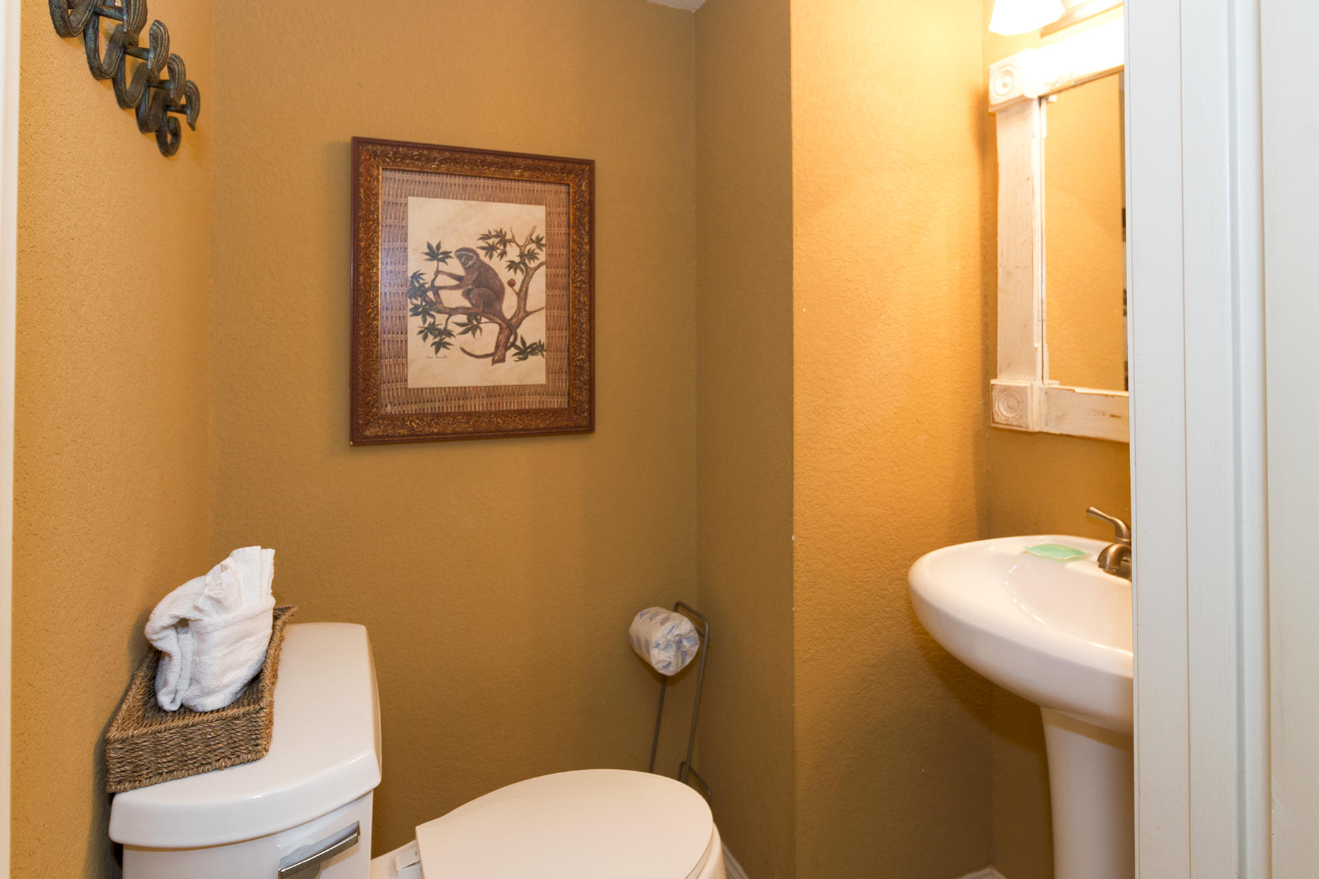 MAINSAIL CONDO PH 1 - Residential