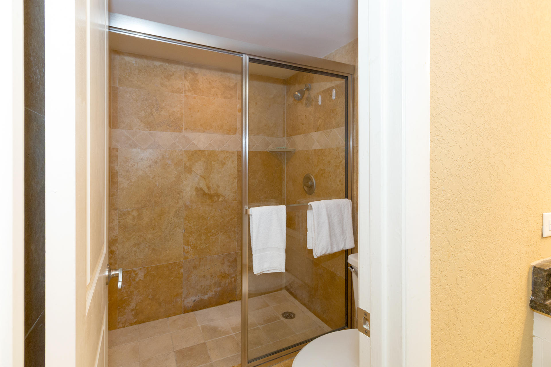 MAINSAIL CONDO PH 1 - Residential